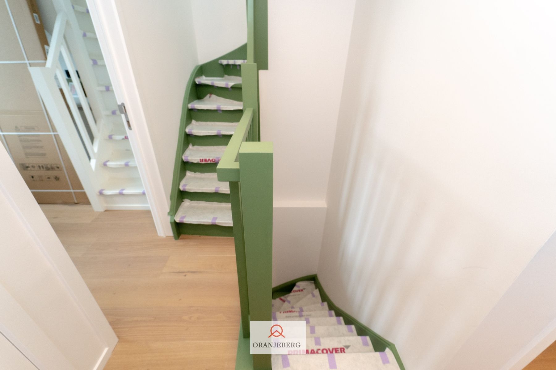 Gerenoveerde lichtrijke duplex studentenstudio foto 8