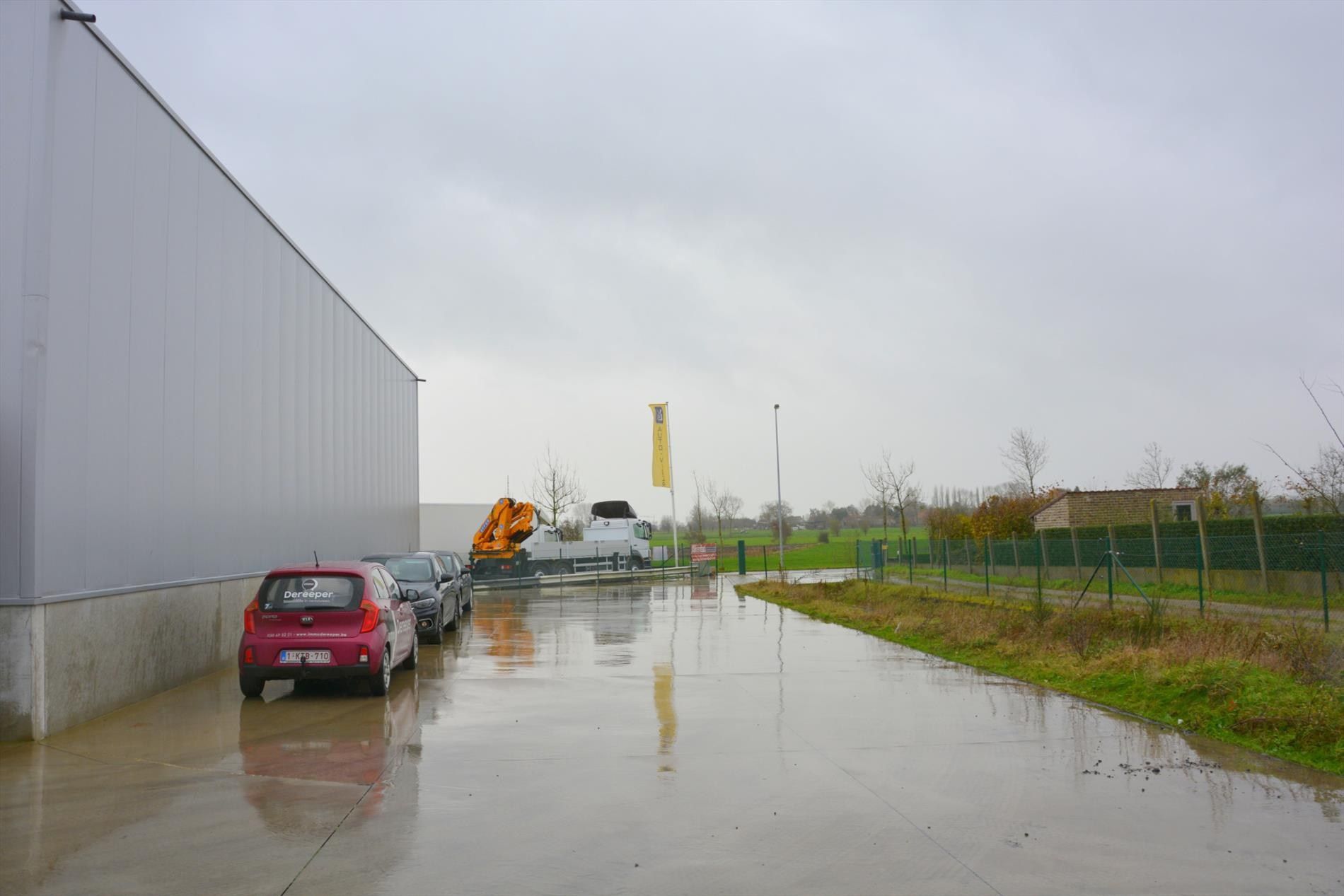 Loods te huur op uitstekende ligging. foto 5