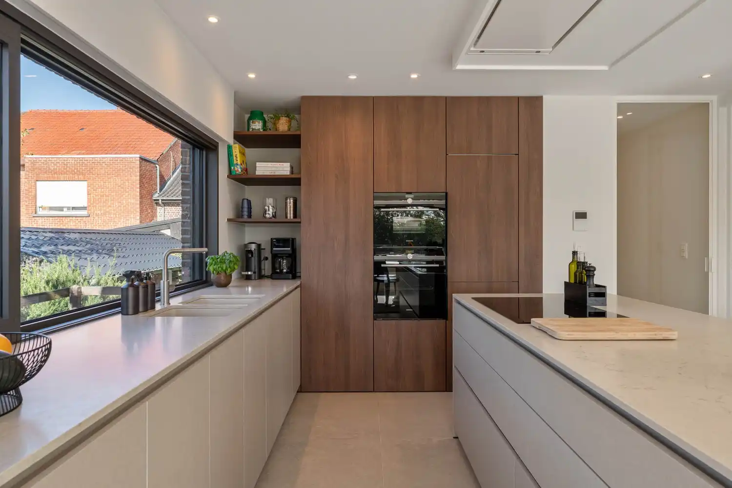 Mooi gerenoveerde woning met ruime kelder op een perceel van maar liefst 14a99ca, gunstig gelegen te Wezemaal. foto 13