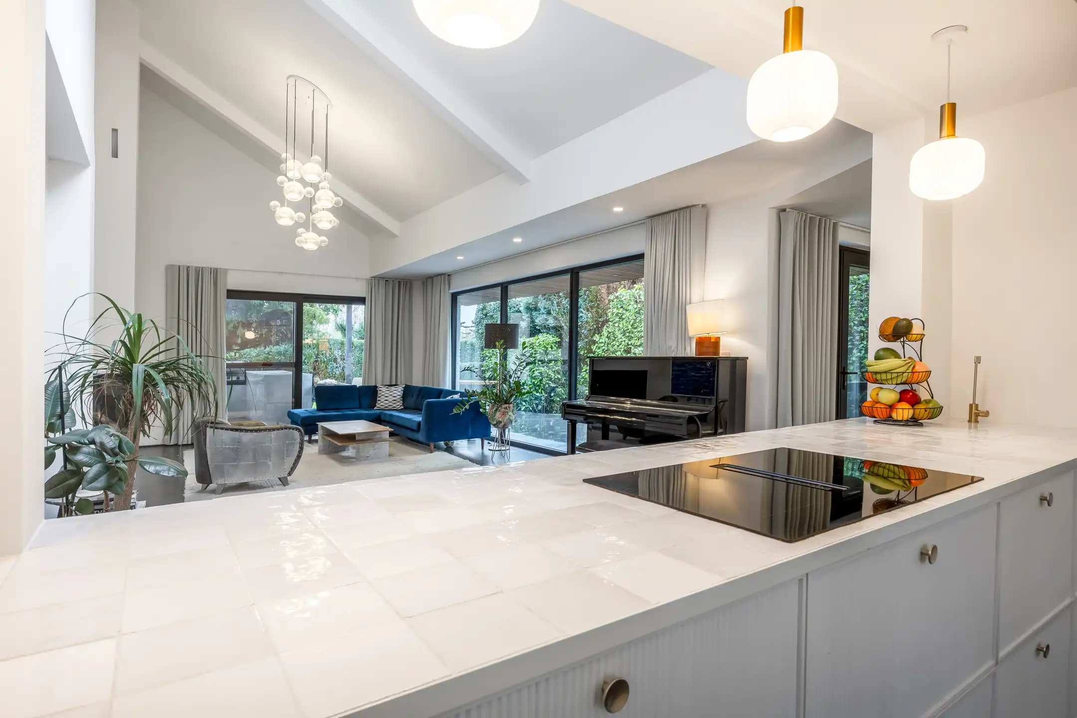 Een designparel in het groen met prachtige buiten bar foto 14