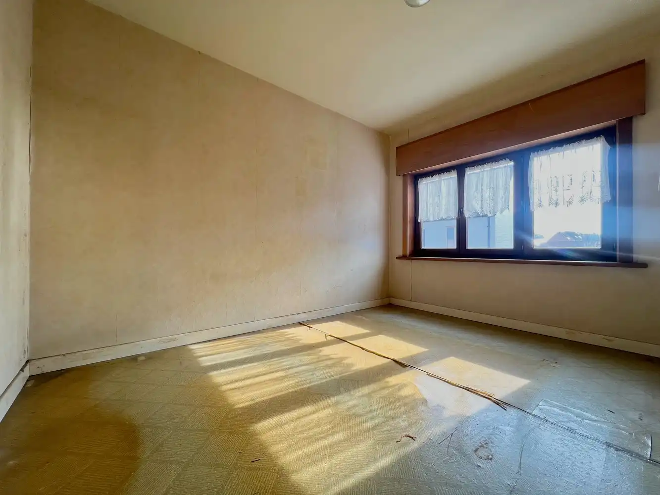 Karaktervolle gezinswoning met zonnige tuin + garage foto 10