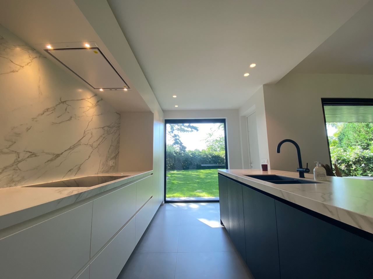 Net gerenoveerde woning met 4 slaapkamers foto 9