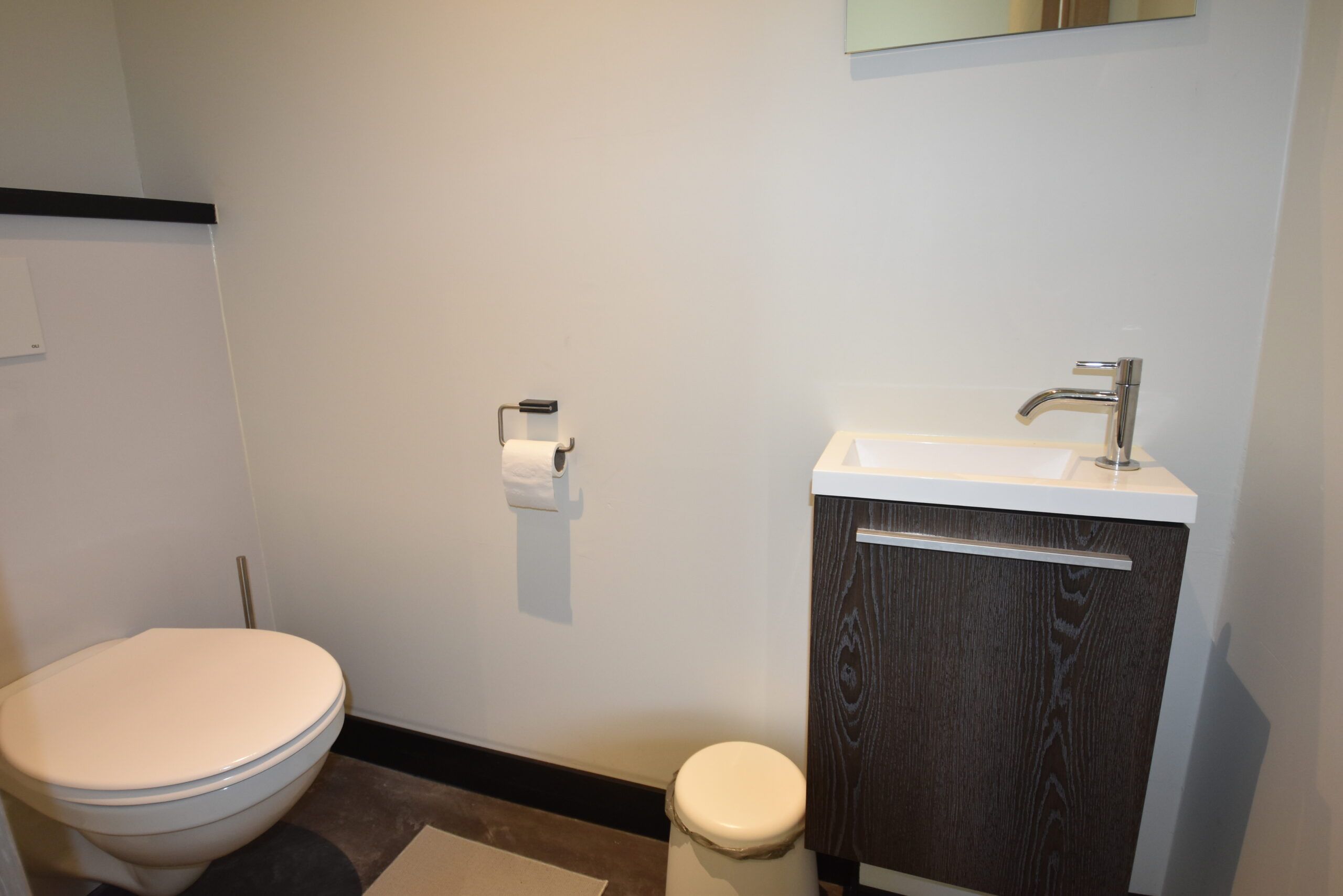 Landelijk gelegen, volledig gerenoveerde 3 slpk woning, op exclusieve ligging foto 5