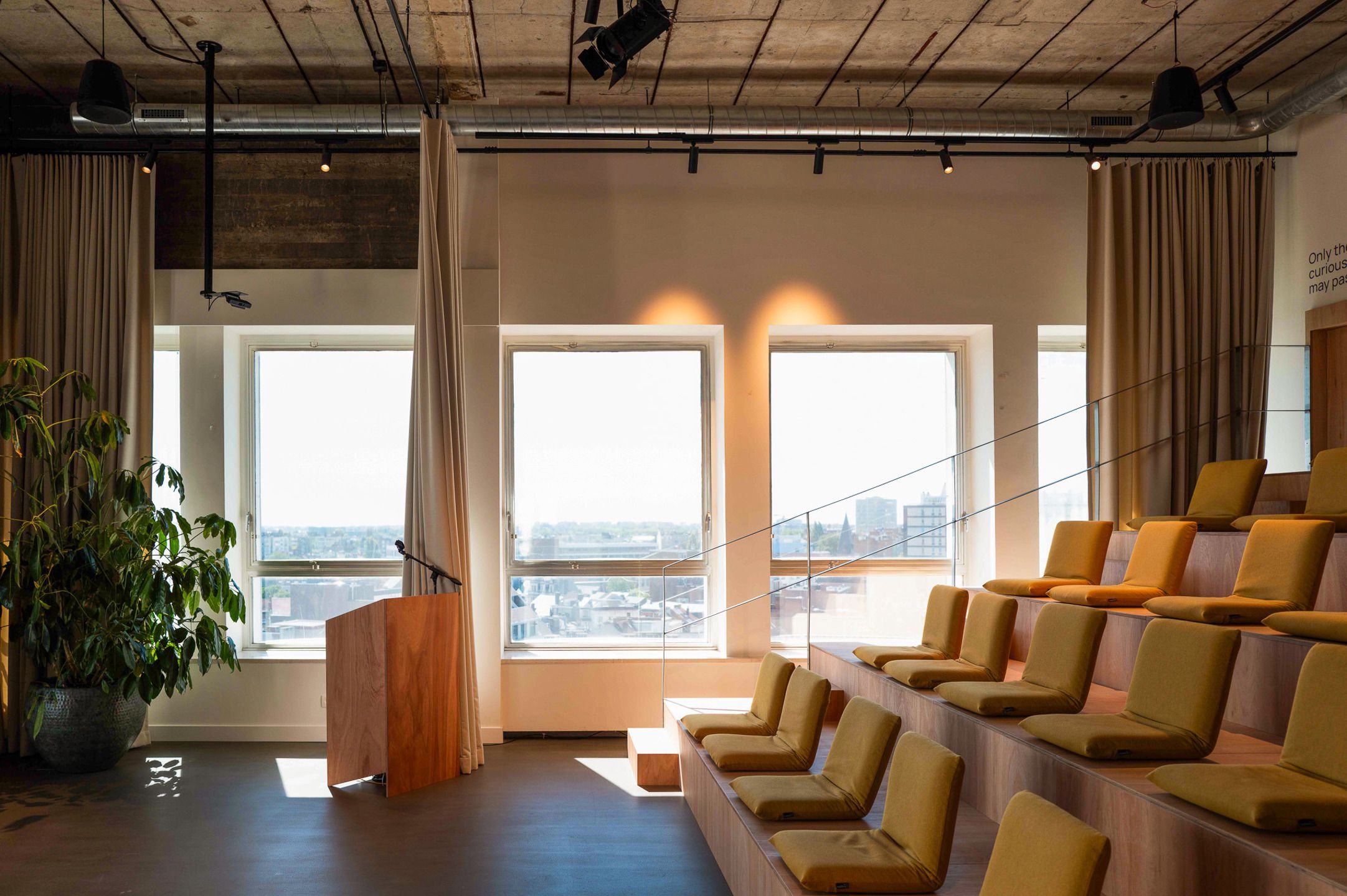 ANTWERPEN ZUID - EXCLUSIEf CO-WORKING KANTOOR  foto 8