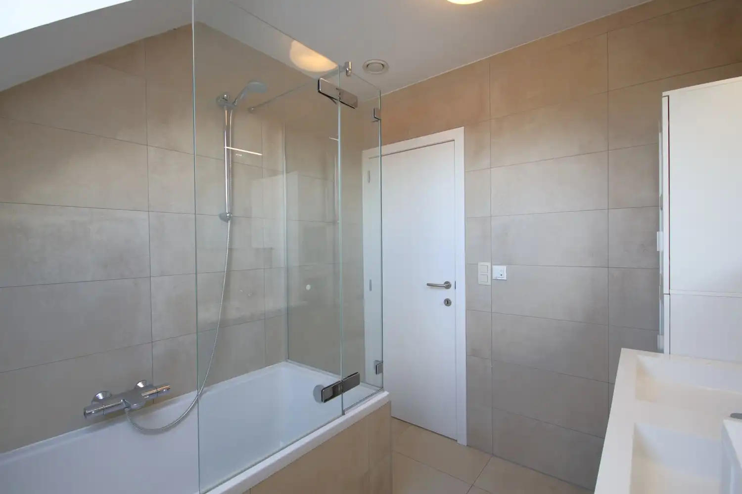 Dakappartement met 3 slaapkamers in het rustig gelegen Heers foto 18