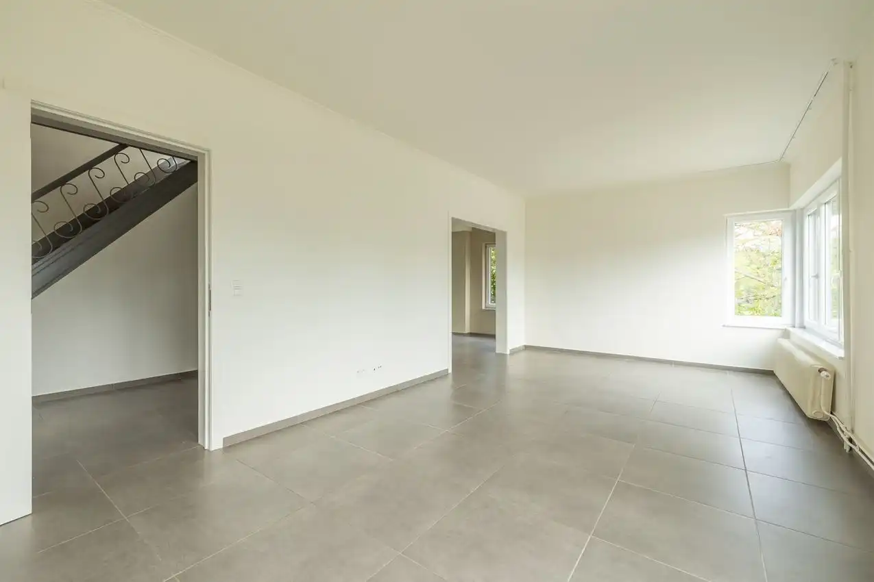 Volledig gerenoveerde woning met 3 slpk., veranda en magnifiek zicht vandaaruit foto 5
