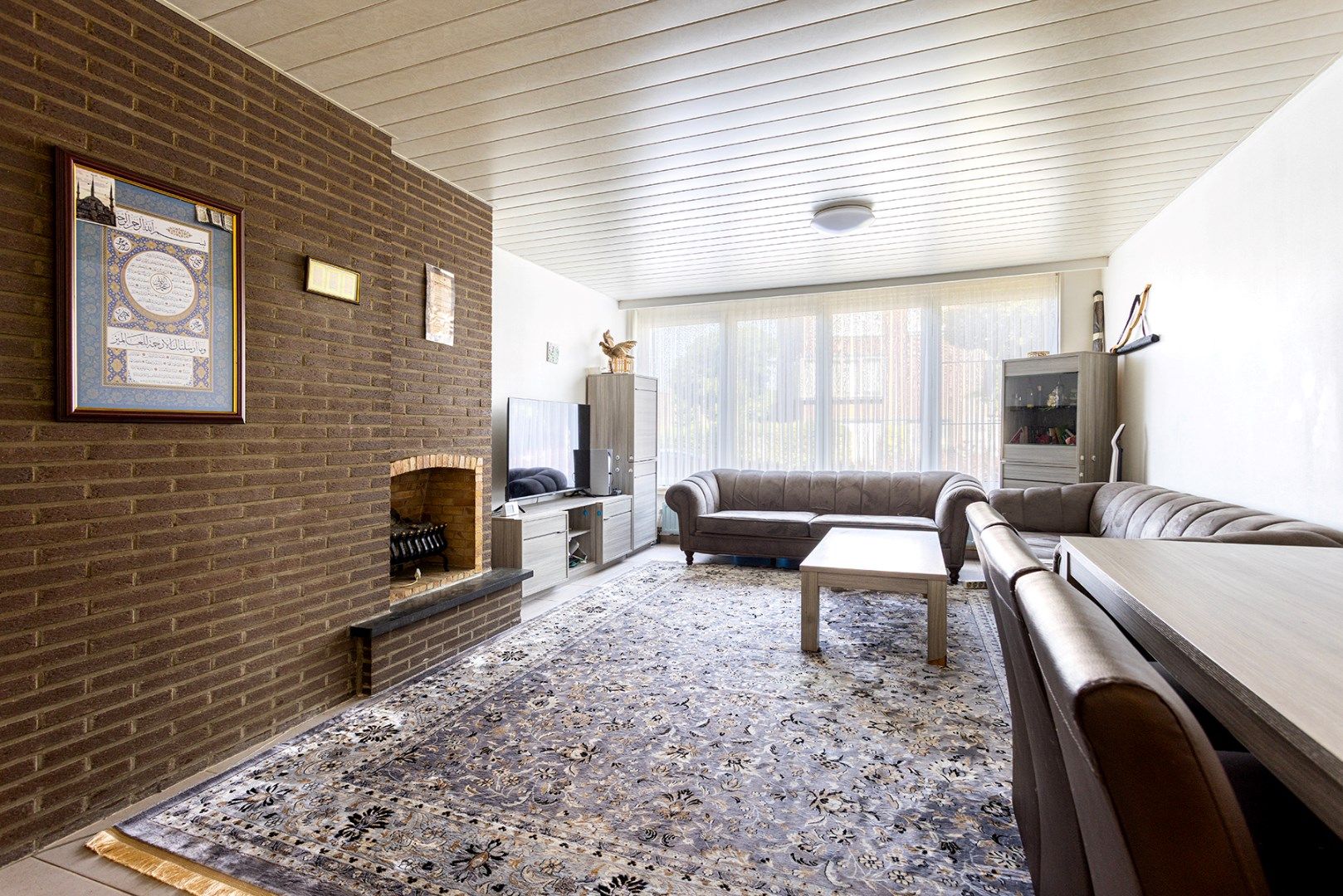 Hoofdfoto van de publicatie: Gelijkvloers 2 slpk appartement met koer!