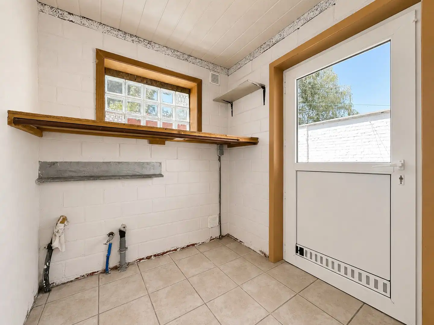 Rijwoning met 3 slaapkamers en tuintje vlakbij centrum Zomergem foto 15