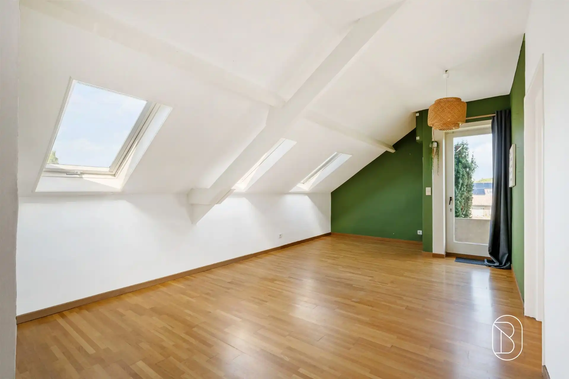 Architectenvilla op een perceel van 3.024 m² foto 22