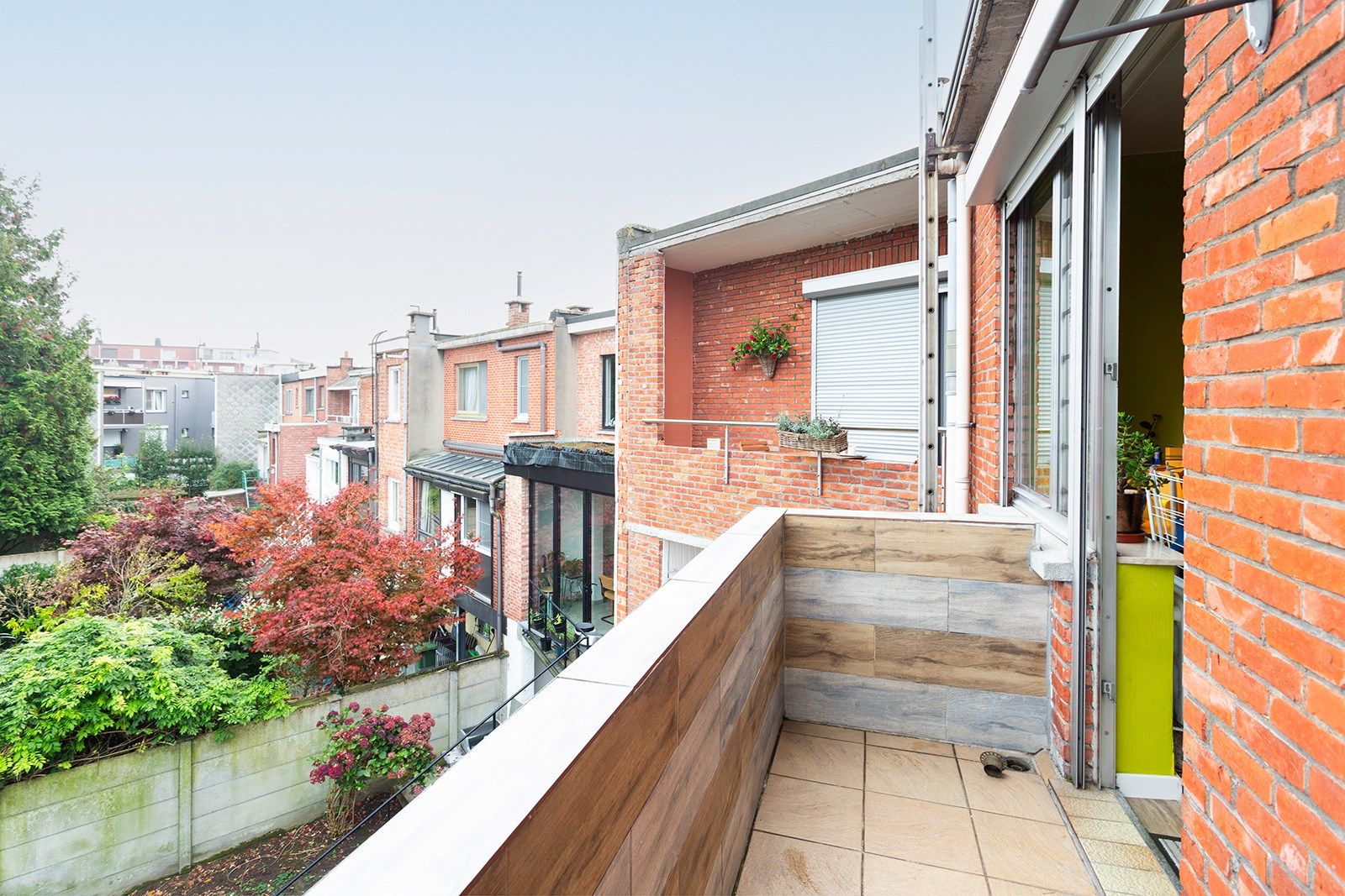 Rustig gelegen, licht en ruim appartement met 2 slk en terras foto 13