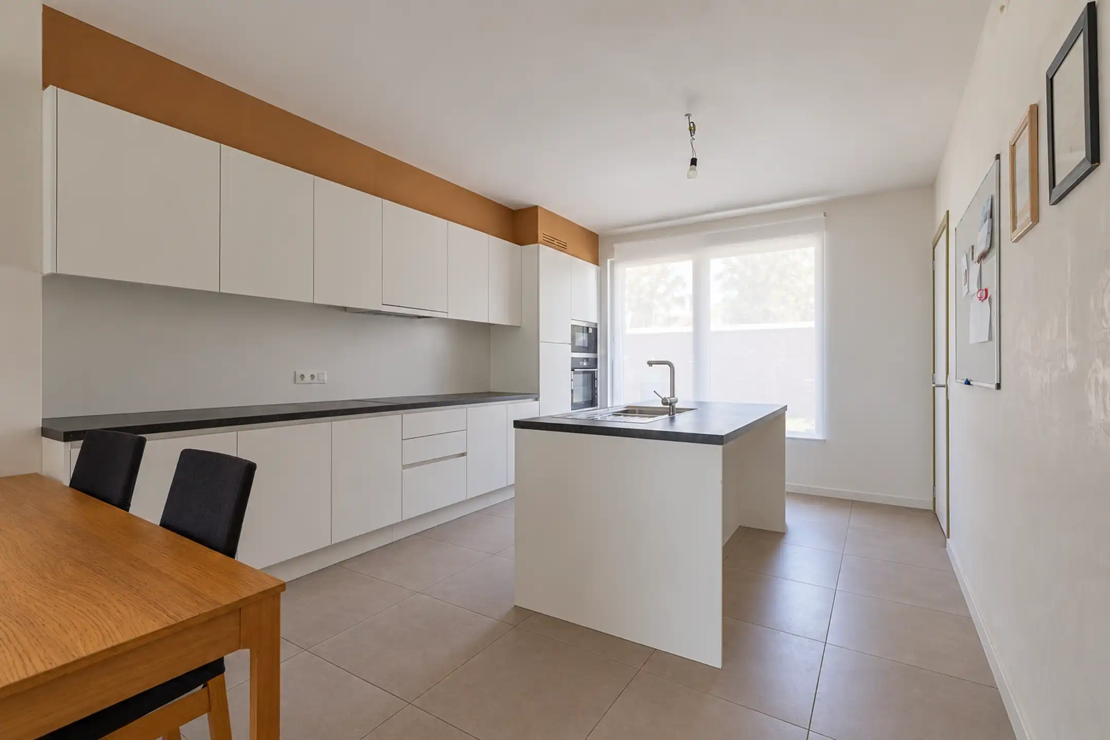 GAVERE – RECENTE WONING MET 3 SLPK EN 2 BDK OP TOPLOCATIE! foto 3