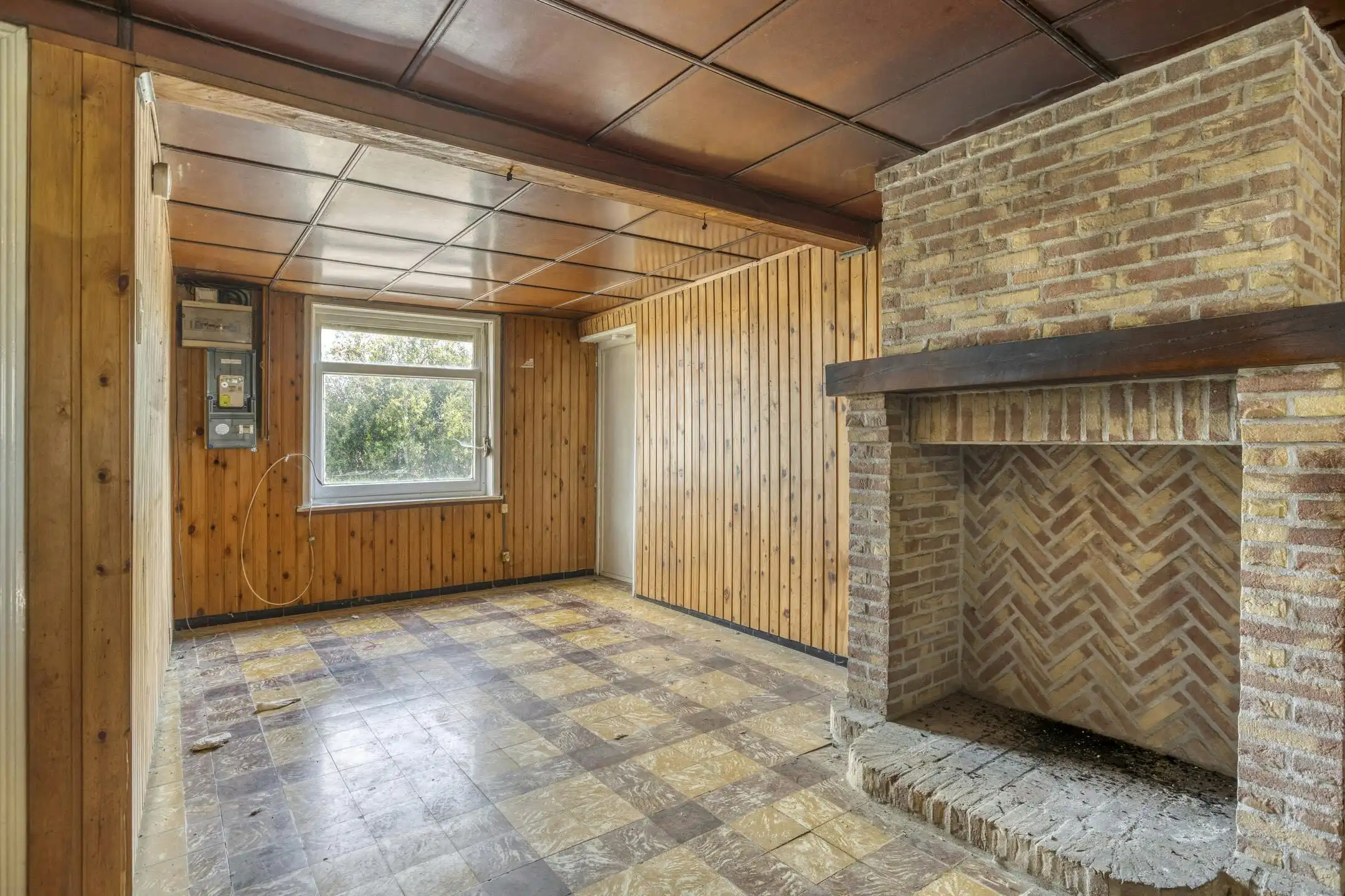 Te renoveren/af te breken woning te Leisele (Alveringem). foto 3