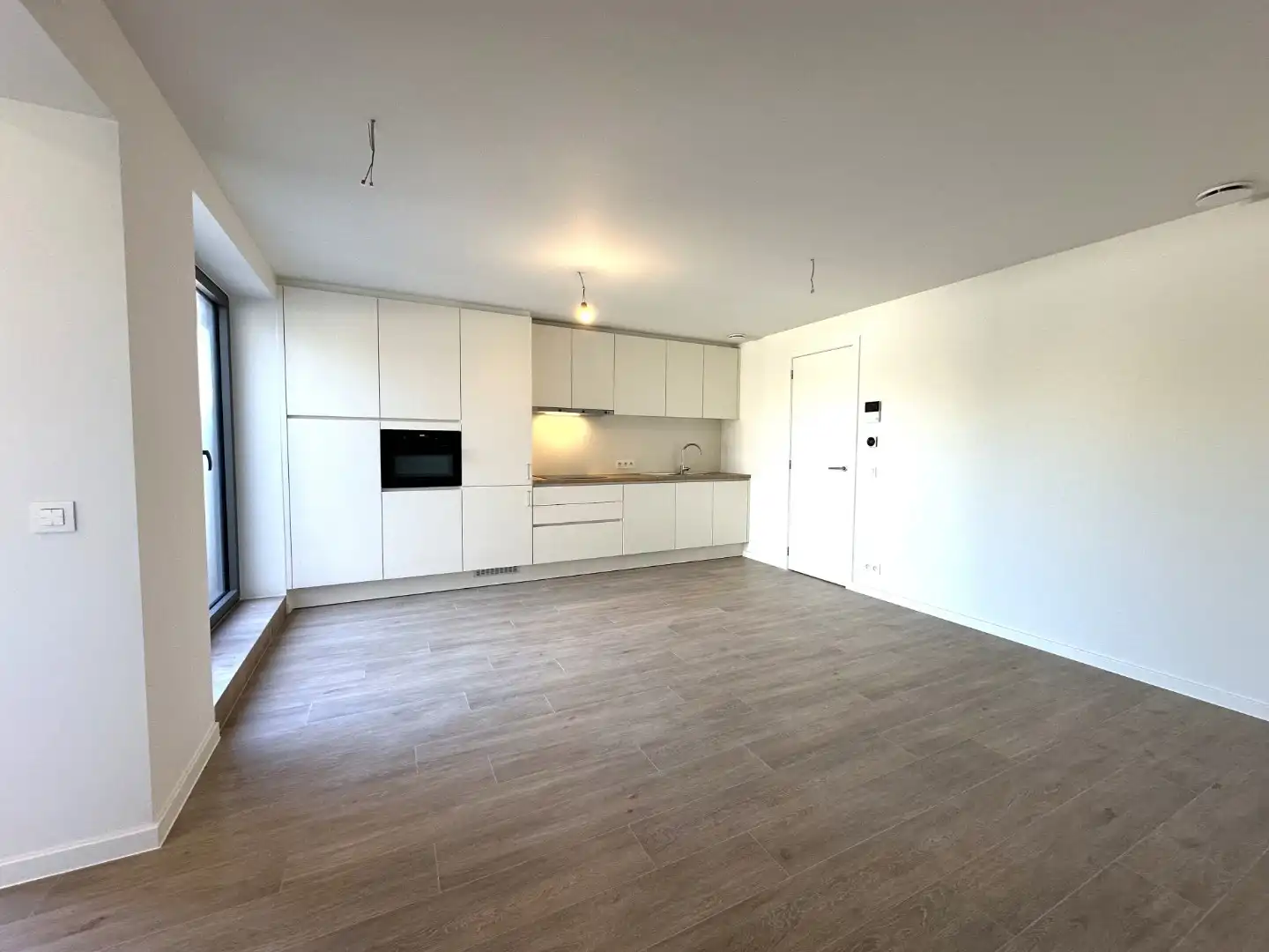 Gerenoveerd appartement nabij de Smedenpoort foto 3