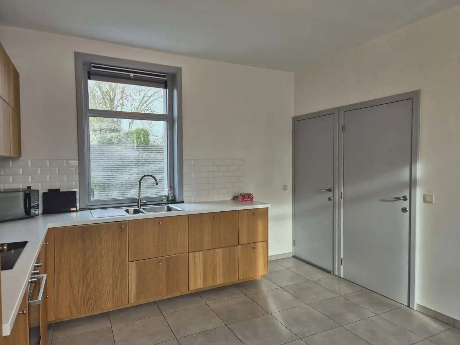 Woning met 5 slaapkamers, terras en 2 parkeerplaatsen - IMPE foto 8