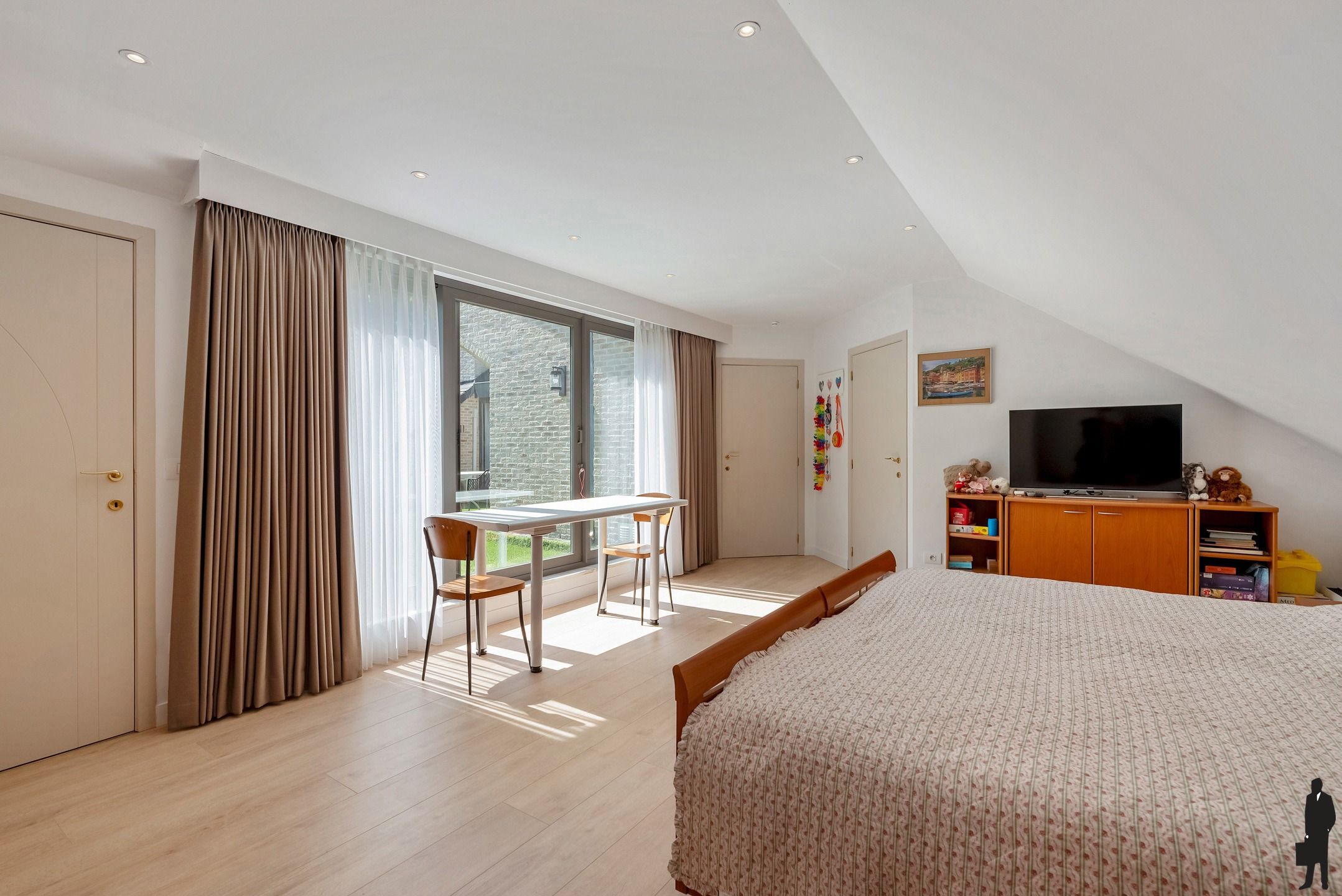 Residentiële villa op hoekperceel van ca. 2.452m² foto 25