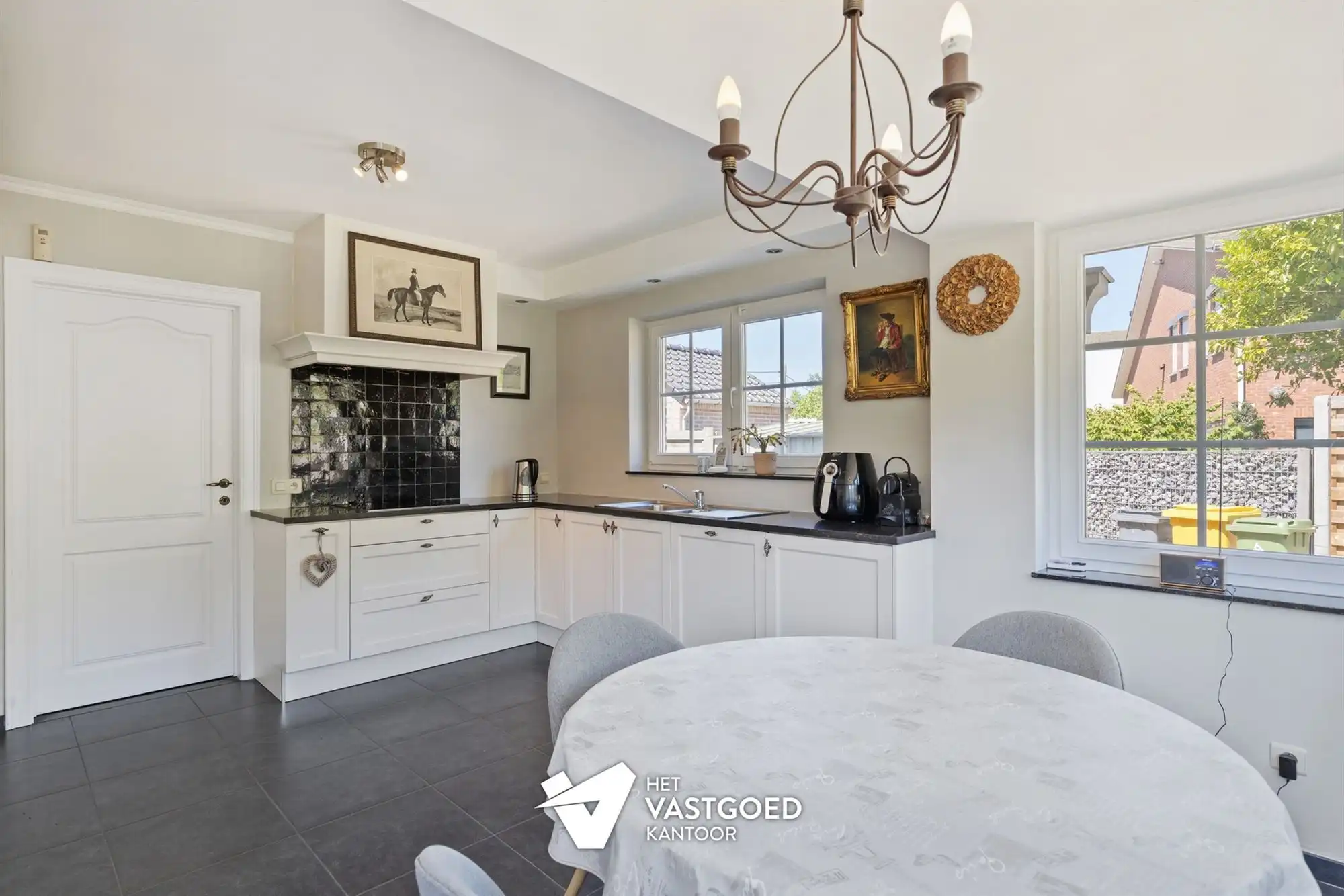 RECENTE, ENERGIEZUINIGE WONING OP RUSTIGE LIGGING foto 12