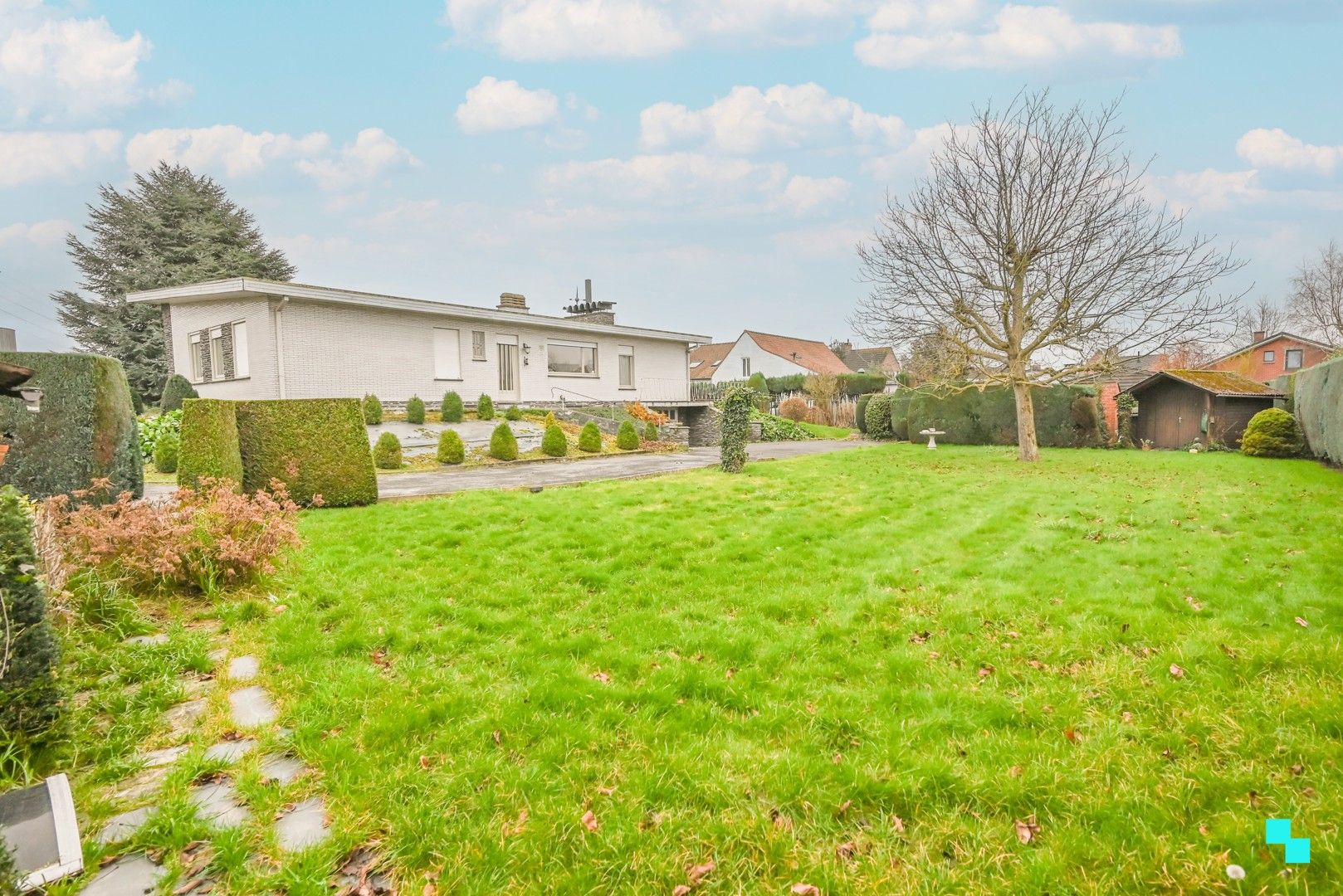 Statige gelijkvloerse villa in Waregem foto 31