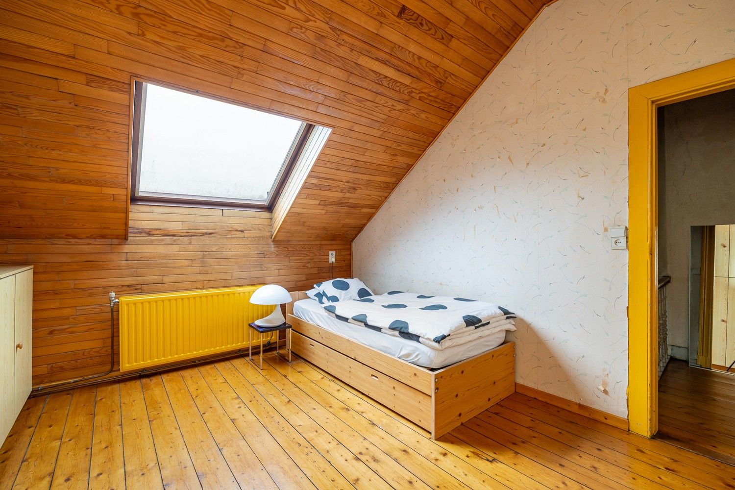 Op te frissen burgerwoning gelegen aan de Zurenborgwijk. foto 23