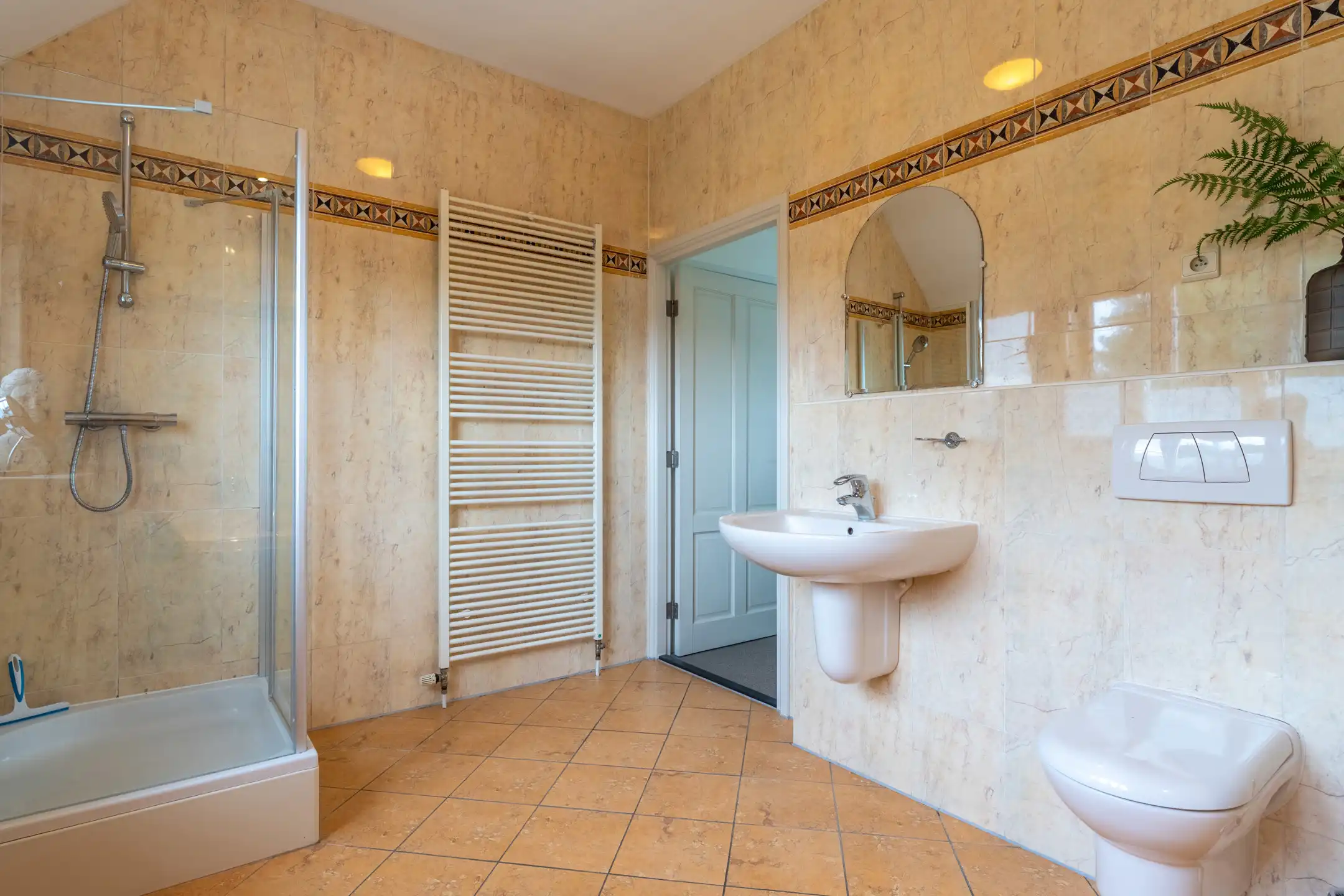 Charmante villa met 4 slaapkamers op 1.035 m² foto 31