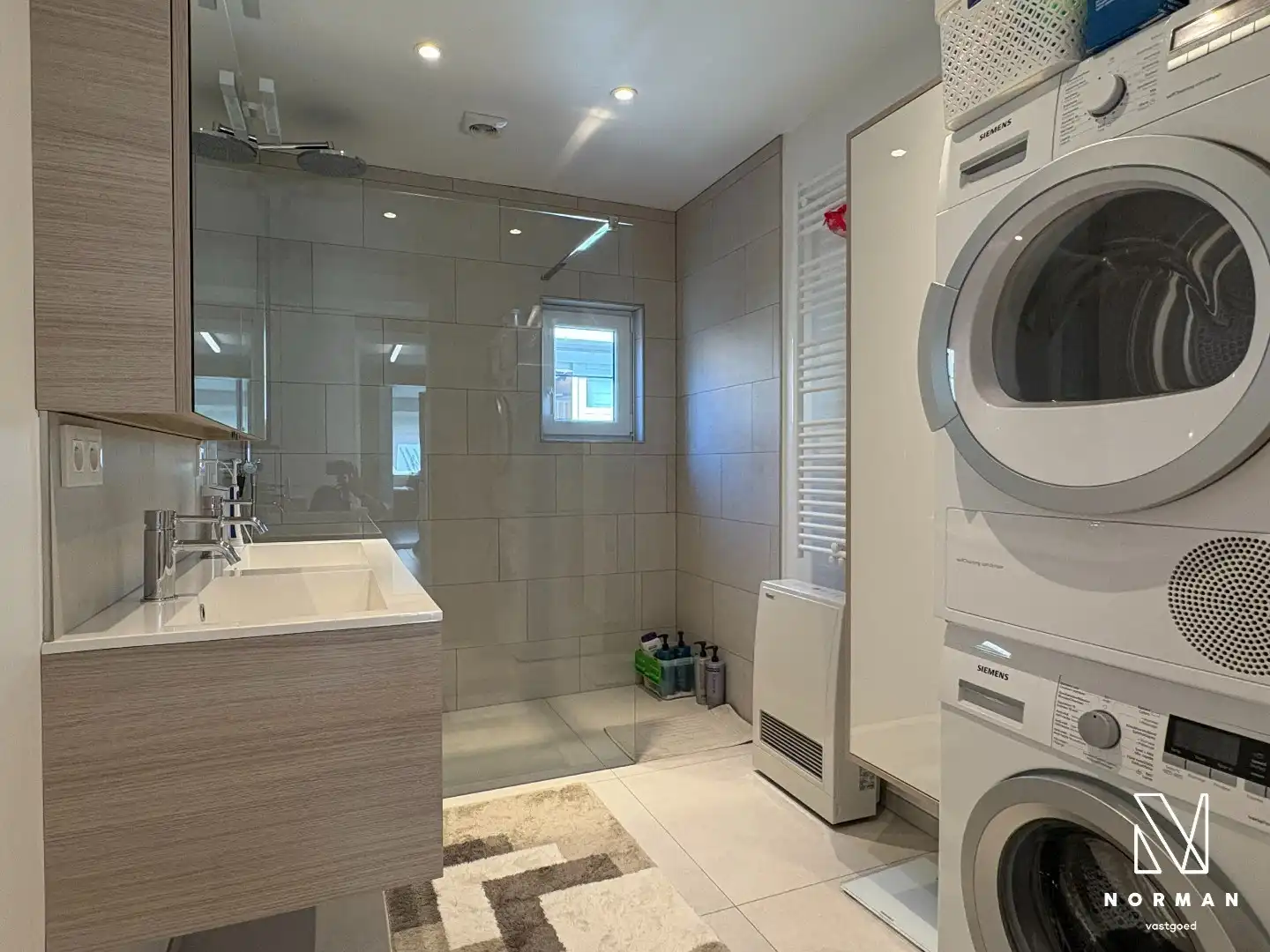 Instapklare, perfect afgewerkte woning met 3 slaapkamers in de mooie Pius X wijk (Kortrijk) foto 7