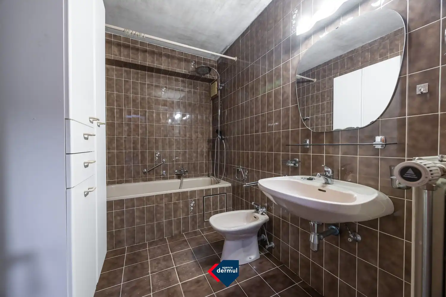 RUIM APPARTEMENT MET GARAGE foto 16