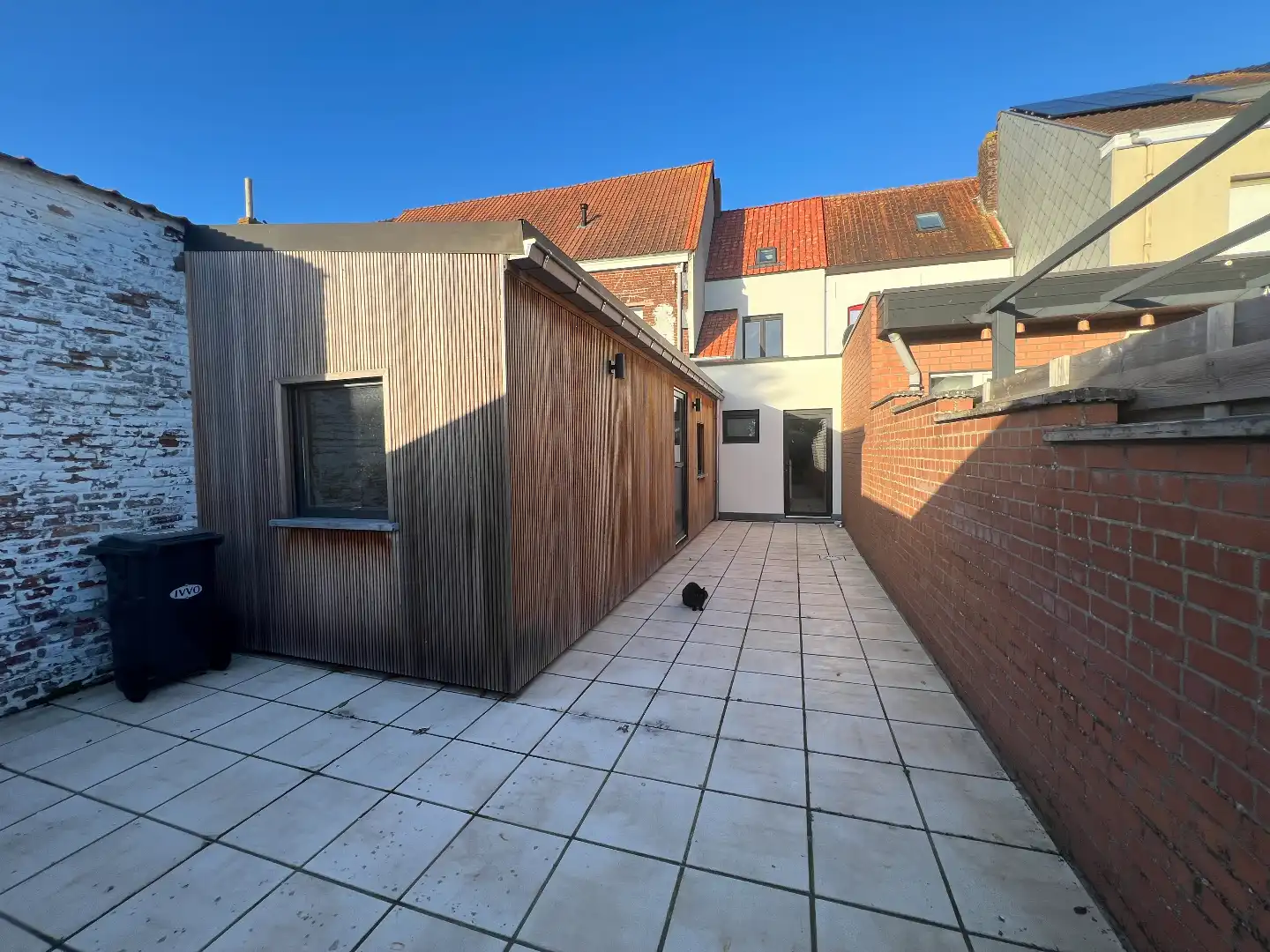 Gezellige rijwoning met 3 slaapkamers en zonnige koer te Vlamertinge foto 8
