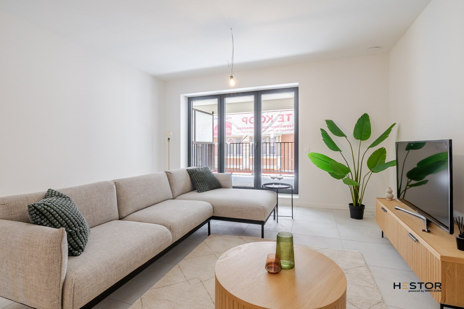 Afgewerkt nieuwbouwappartement met 2 slaapkamers foto 2