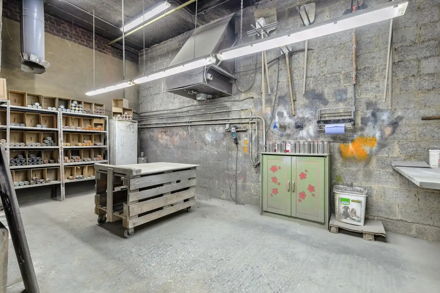Unieke vastgoedopportuniteit! Ruim bedrijfscomplex met 2 appartementen en exclusief penthouse op 46a 55ca! foto 35