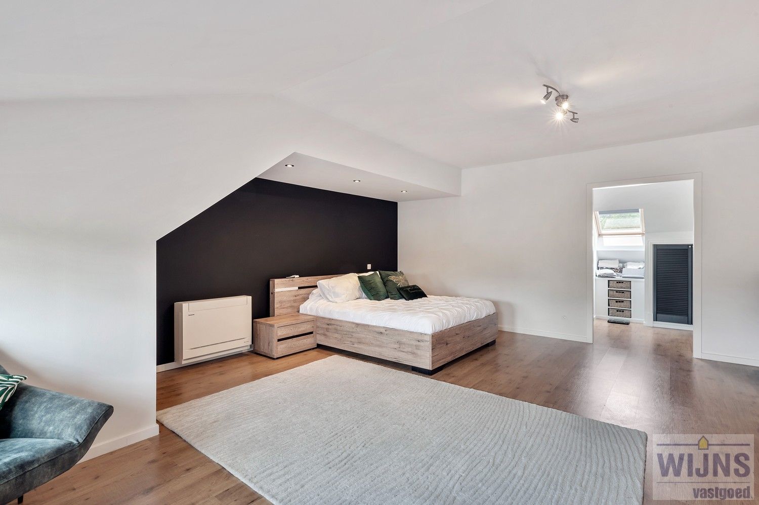 "OPENHUIS" op donderdag 26/06 van 18u tot 19u30!! Prachtige en ruime villa met mogelijk zes slaapkamers gelegen op een toplocatie. foto 49