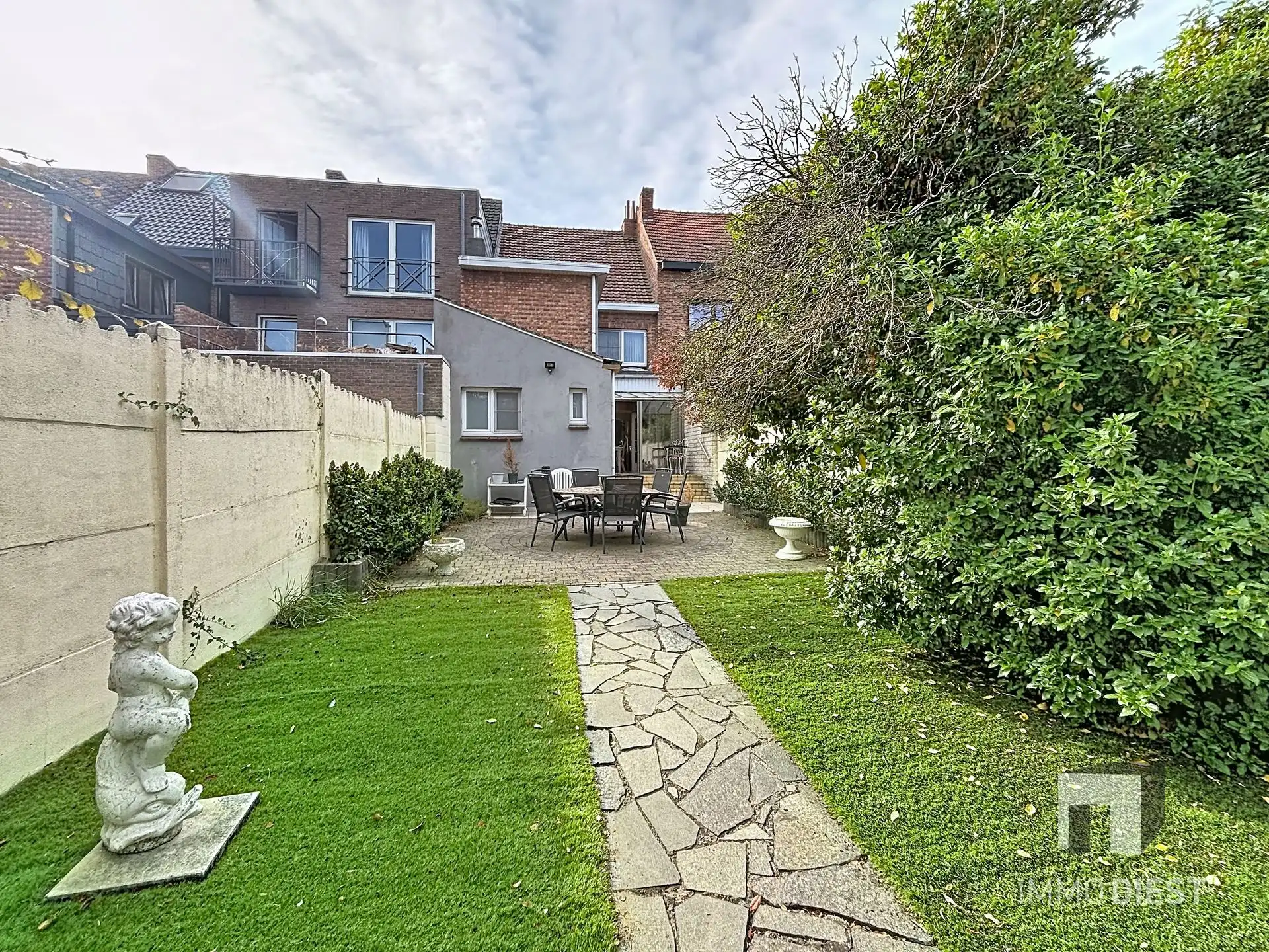 Welkom in deze charmante te renoveren stadswoning aan de rand van hartje Diest. foto 28