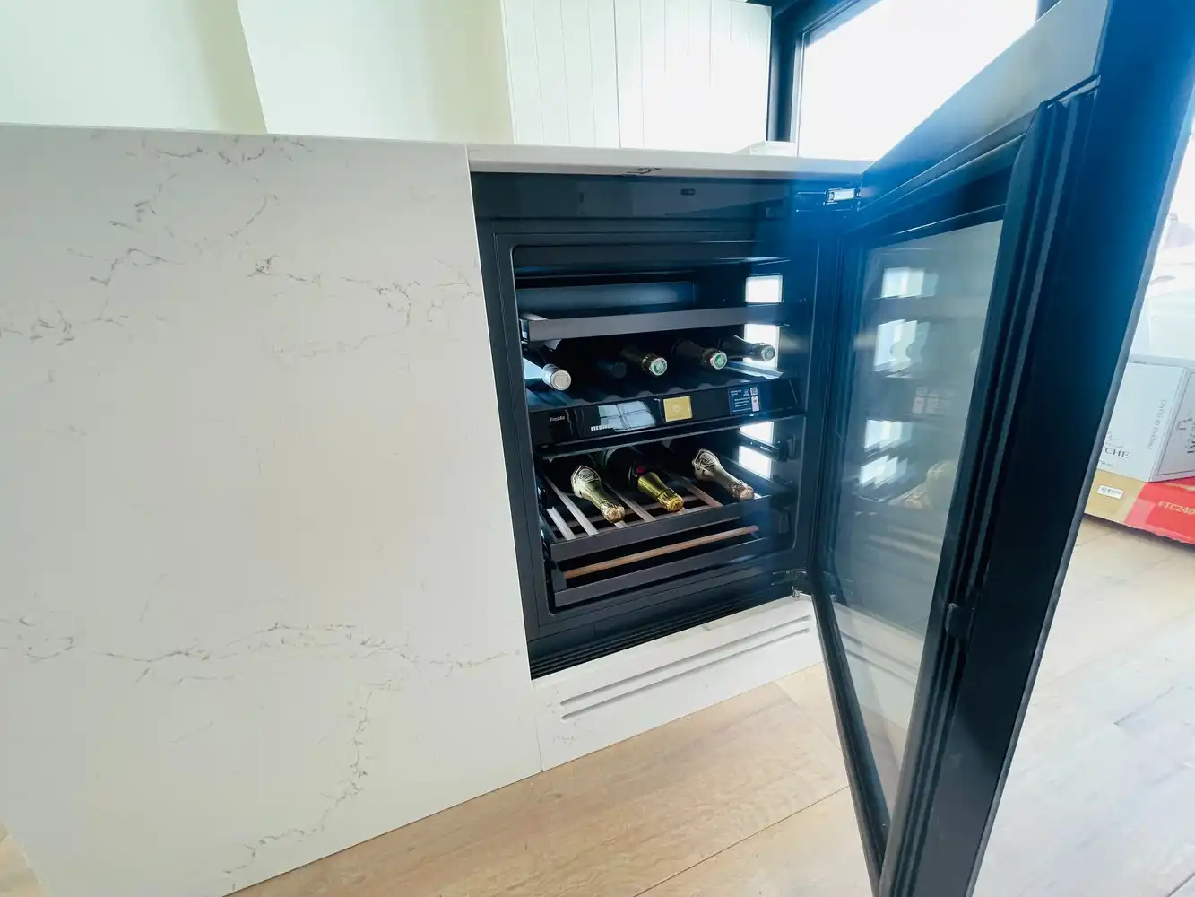 Brugge centrum, op 'Zand EXCLUSIEF GEMEUBELD APPARTEMENT MET ZONNETERRAS&nbsp; &nbsp; &nbsp;ALLES GLOEDNIEUW&nbsp; &nbsp; &nbsp;TOPKWALITEIT foto 8