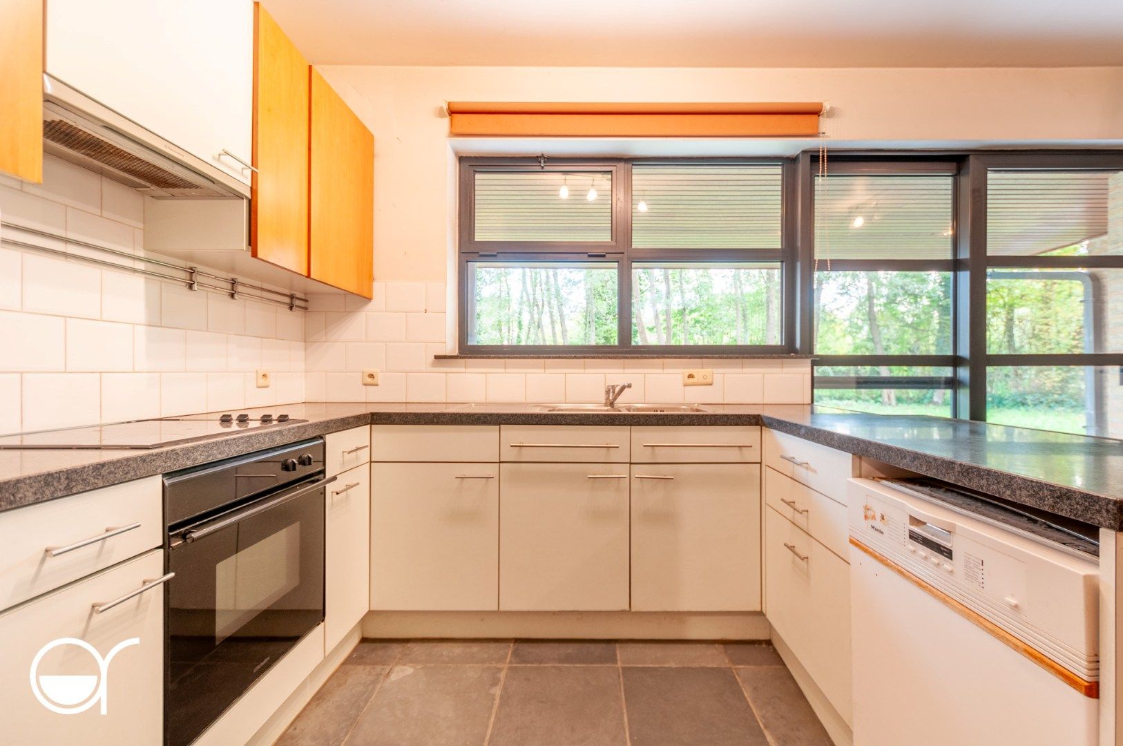 Rustig gelegen villa met 4 slaapkamers foto 6