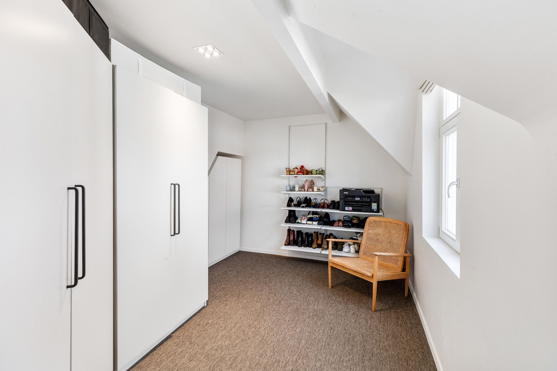 Wonen zonder zorgen: instapklare, gerenoveerde woning met tuin! foto 13