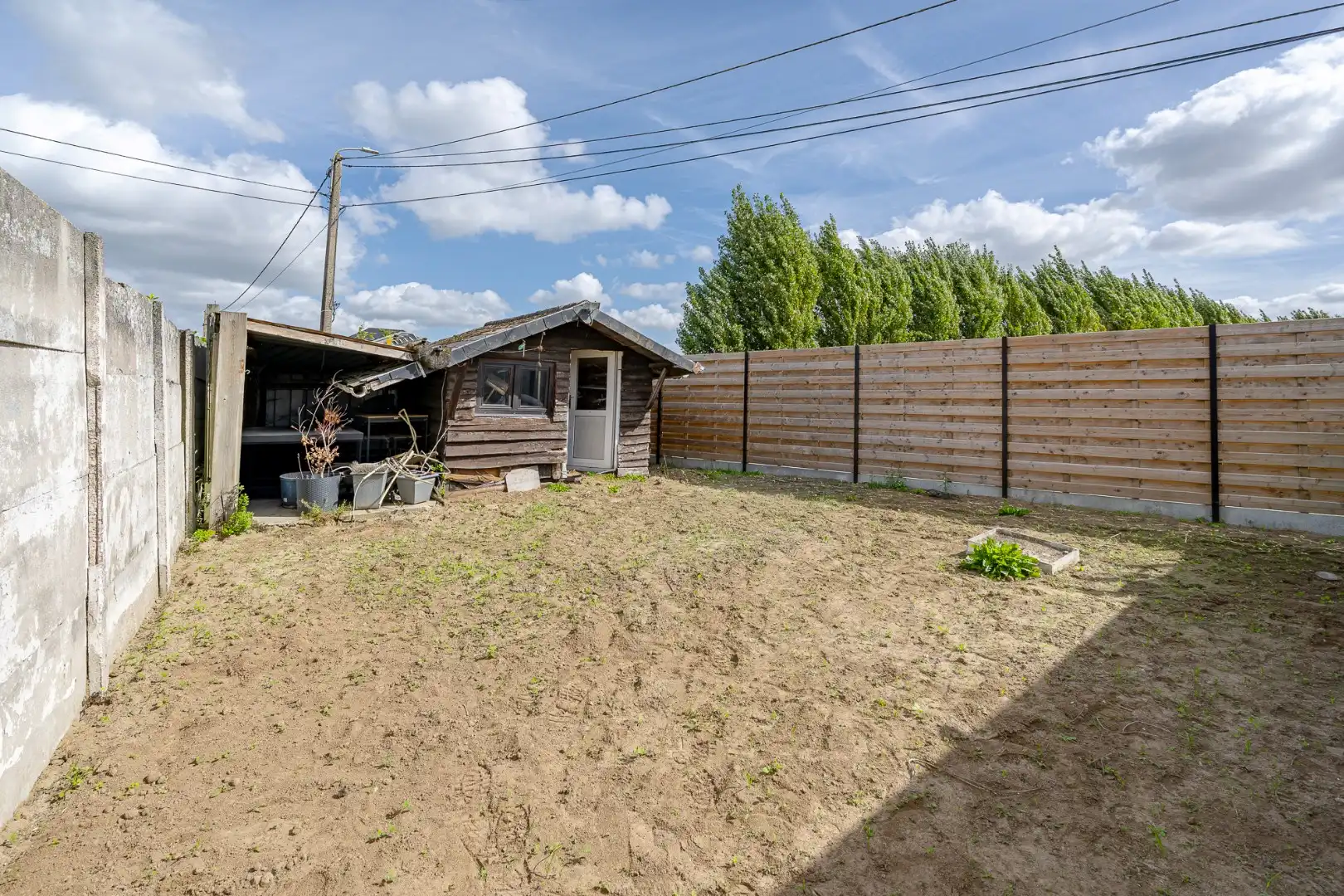Instapklare halfopen woning met EPC label B, garage en tuin in Ledegem foto 11