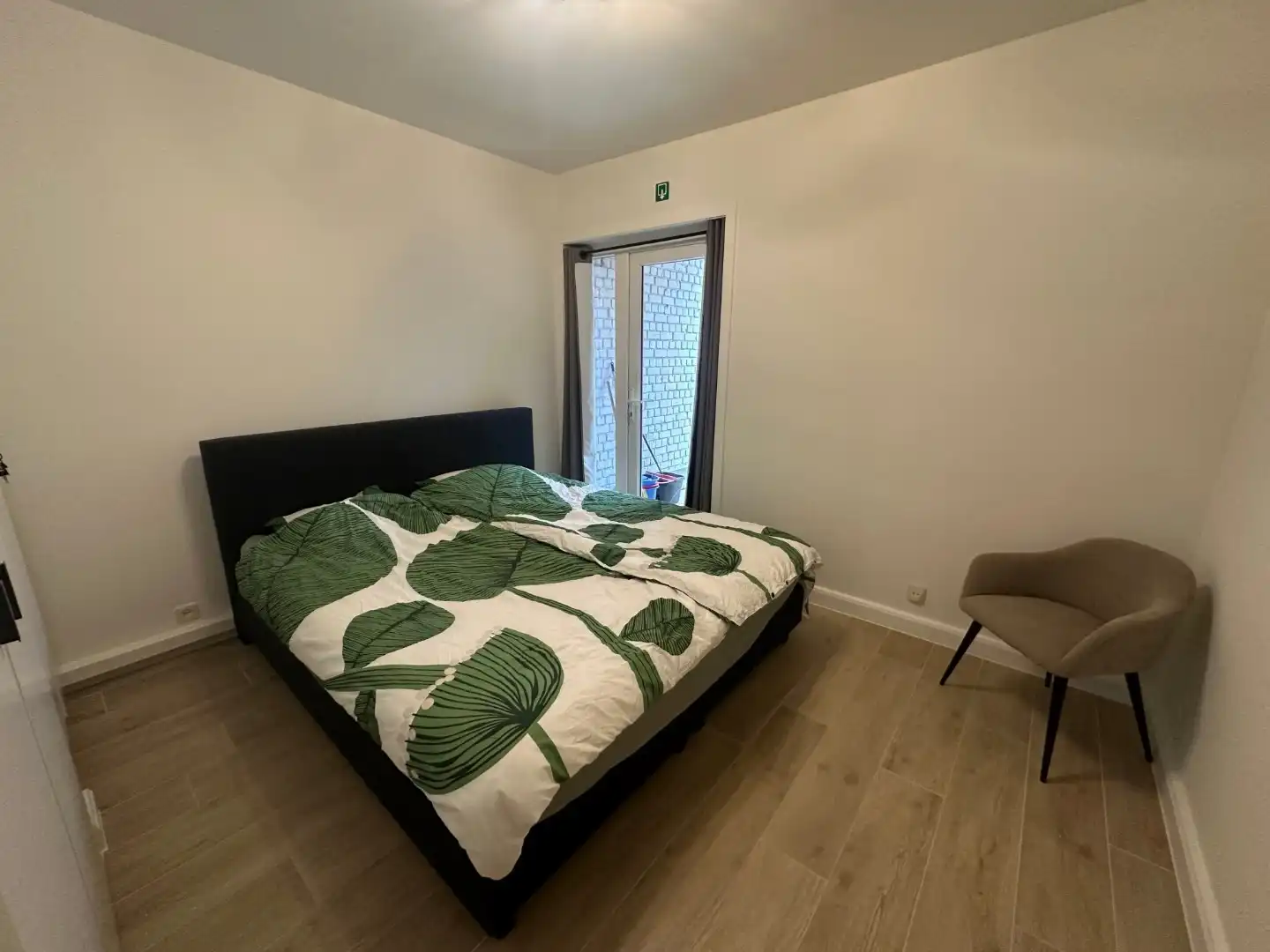 Te huur op jaarbasis gemeubeld appartement met 2 slaapkamers foto 8