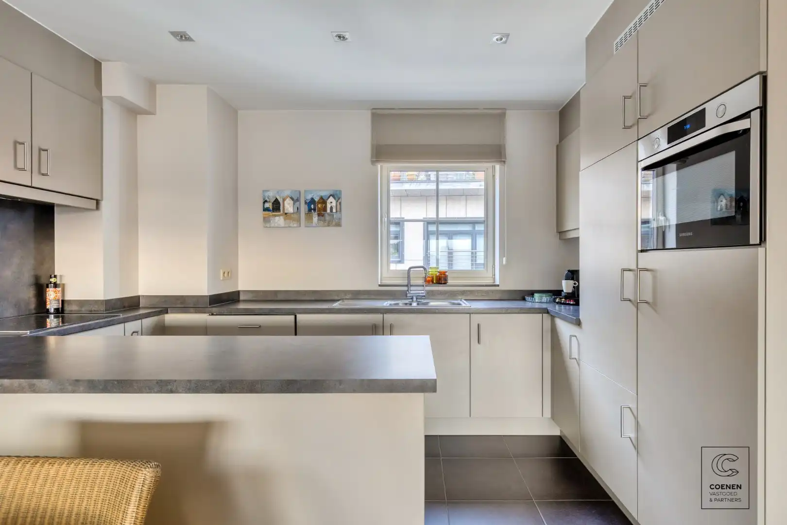 Prachtig duplux appartement met een bew. opp. van 120 m², twee slpk en 2 x terras op een absolute toplocatie te  centrum Lier! foto 6