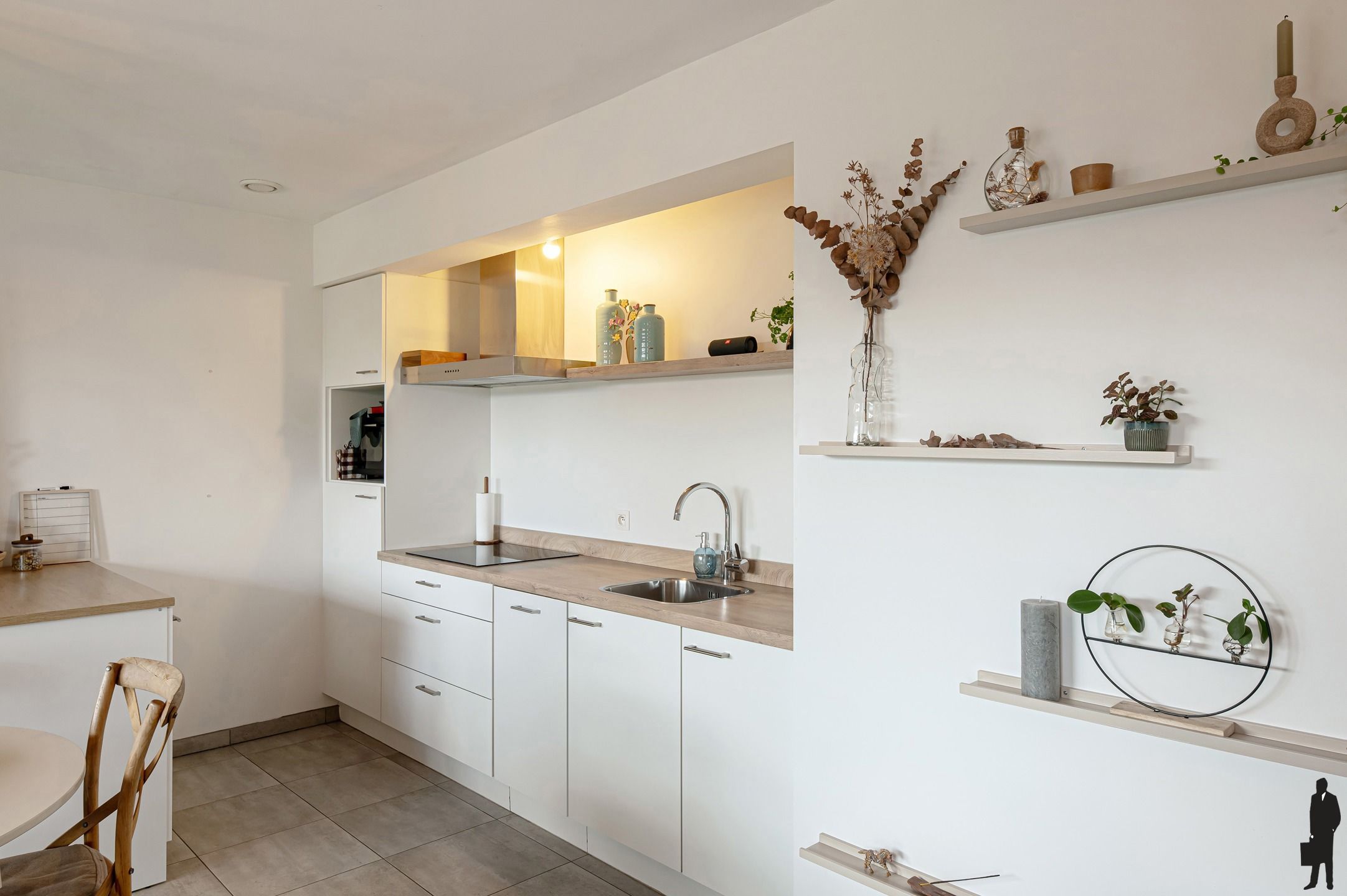 Gelijkvloers appartement met tuin en parkeergelegenheden foto 6