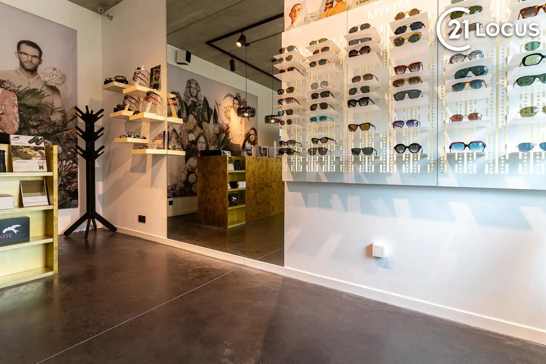 Handelsruimte met woonst & 6 parkings te koop in Kruibeke foto 5