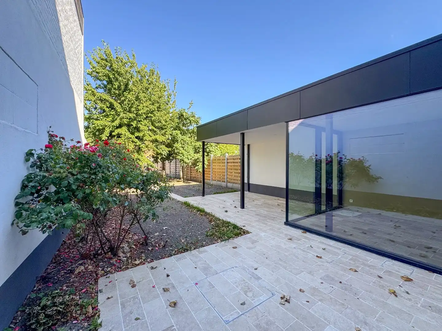 Prachtig gerenoveerde woning met 3 slaapkamers en tuin. foto 21