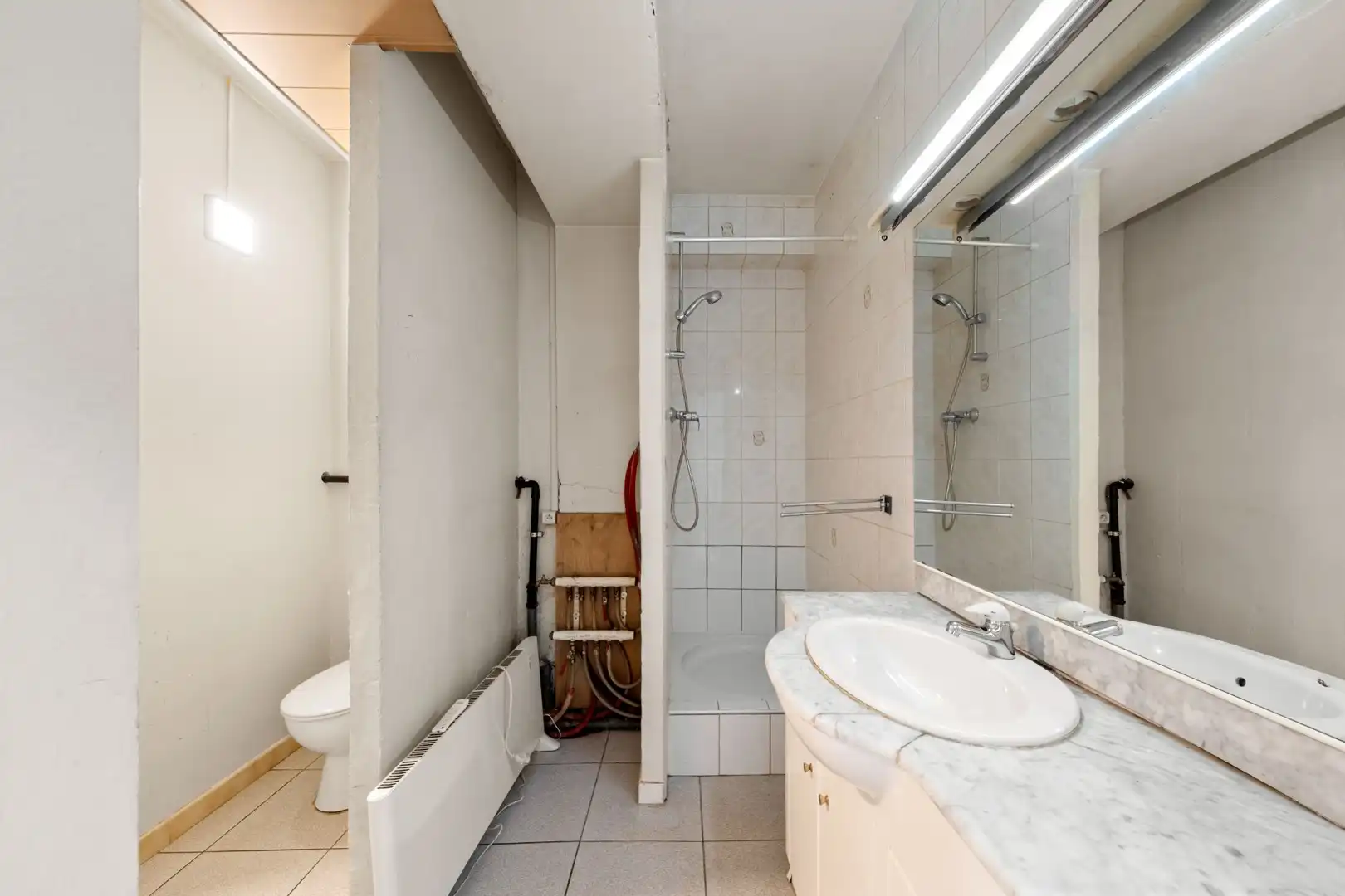 RUIM GELIJKVLOERS APPARTEMENT VAN 115 M2 IN HET HART VAN DEINZE foto 11