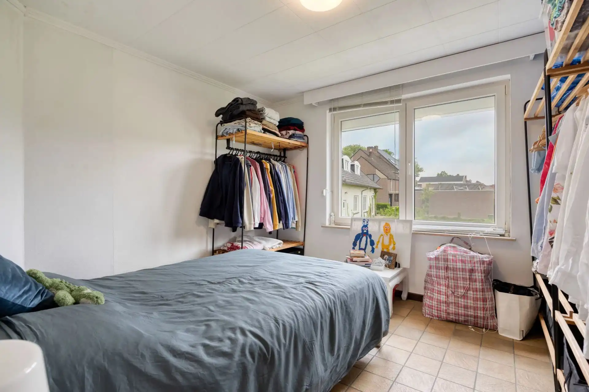 INSTAPKLARE WONING MET DRIE SLAAPKAMERS EN VOLLEDIG ONDERKELDERD OP RUIM PERCEEL IN RIEMST foto 19
