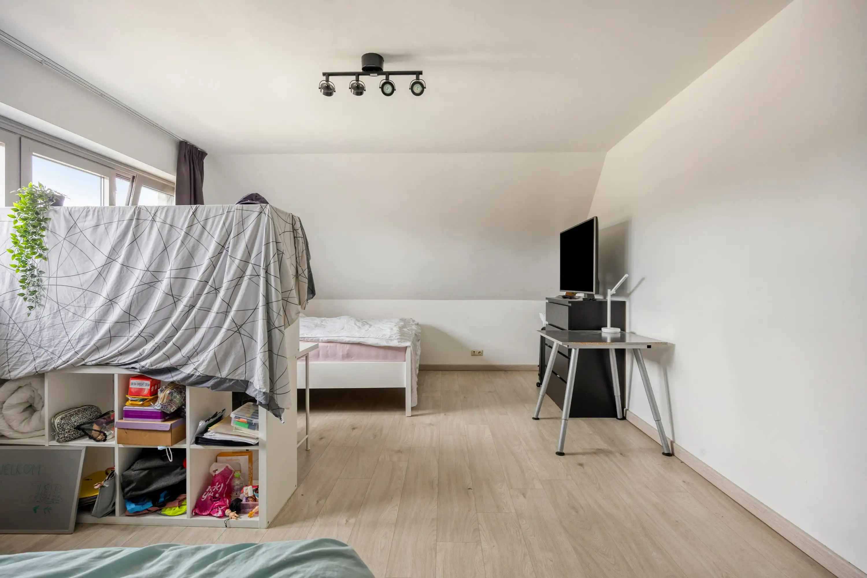 Duplexappartement met 2 slpks te koop in centrum van Essen! foto 18