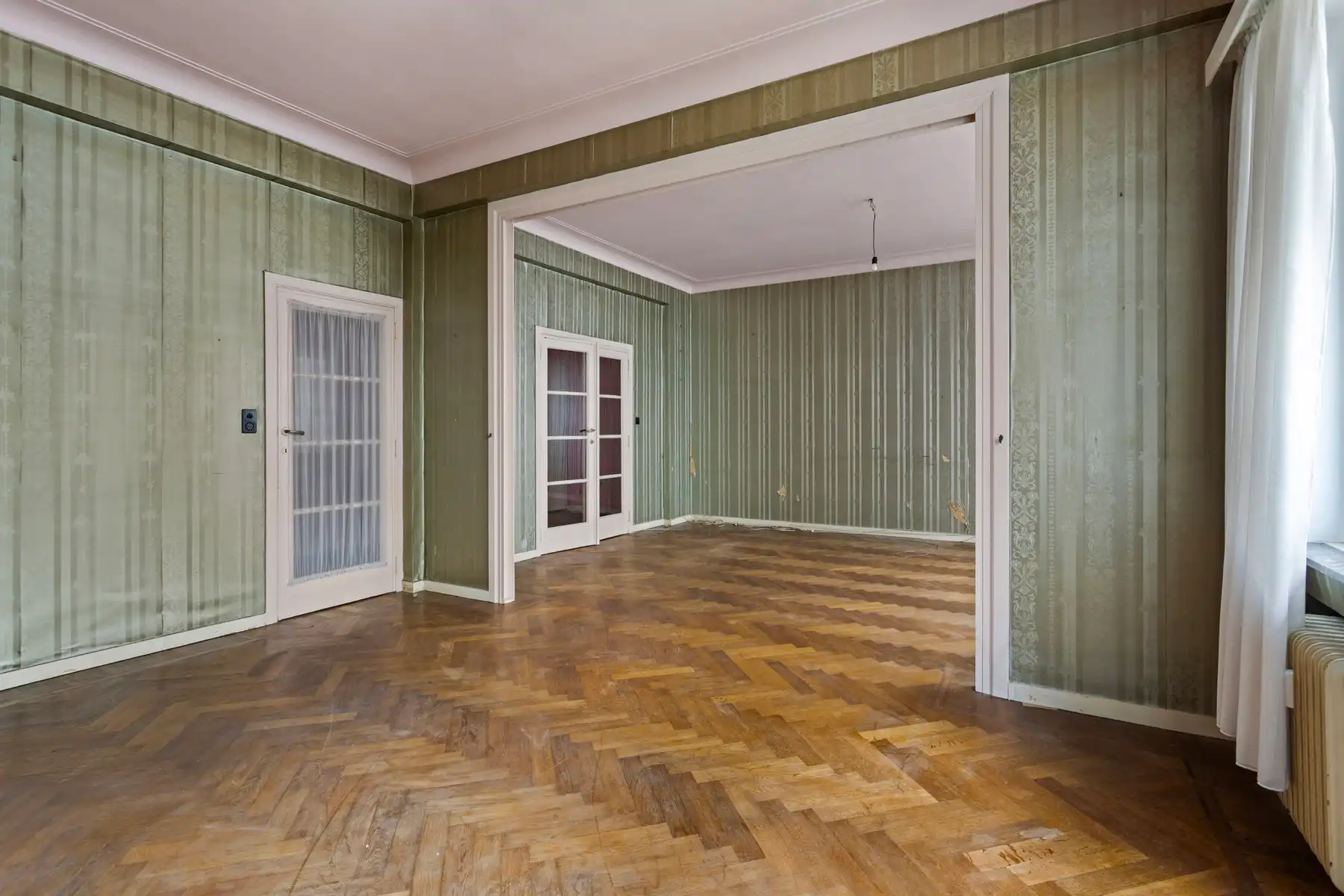 Stijlvol appartement met 1 slaapkamer in de Europese wijk foto 6