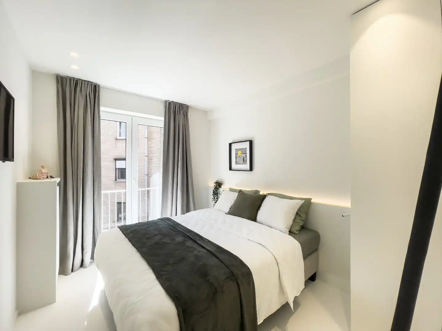 Gerenoveerd appartement met zijdelings zeezicht gelegen tussen het Driehoeksplein en het  Albertplein in het Zoute. foto 10