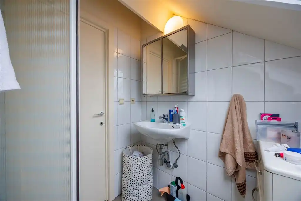 Studentenhuis met drie studio's! foto 21