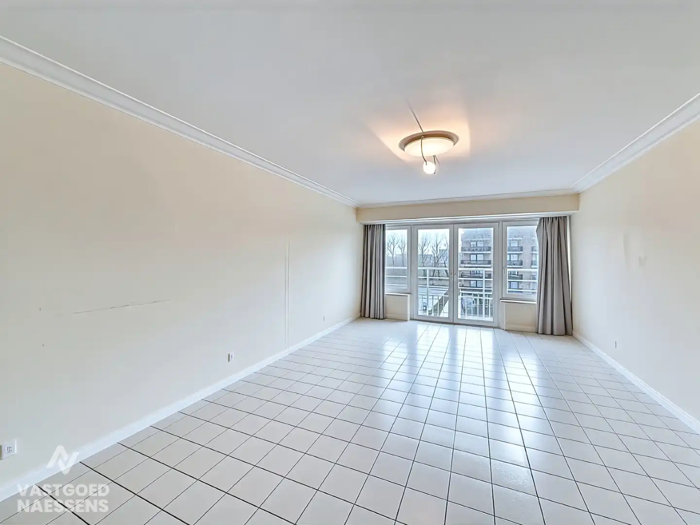 Appartement te koop Troonstraat 81 -/03.08 - 8400 Oostende