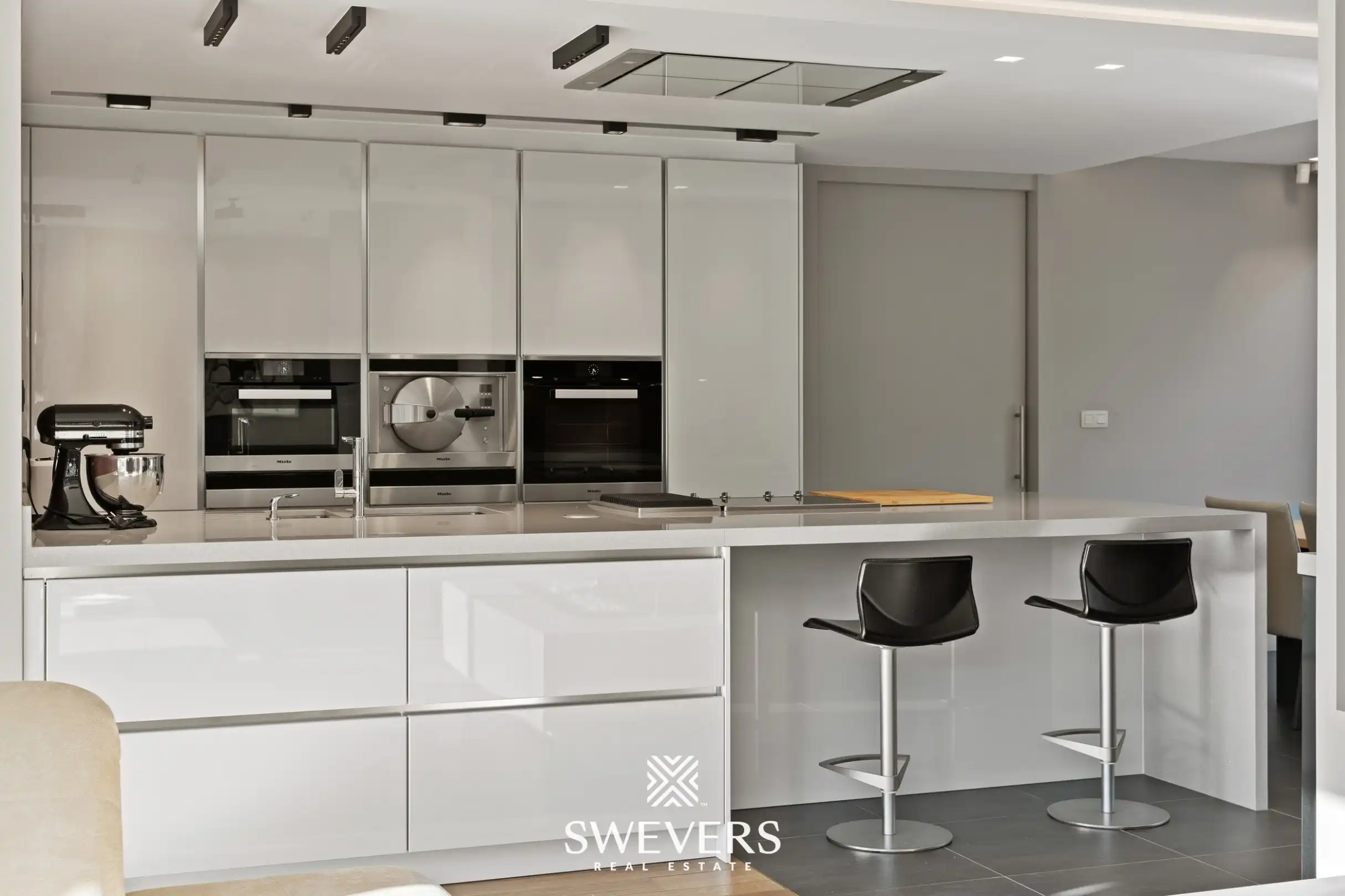 Exclusieve instapklare villa ( EPC B ) op uniek perceel ( 16a 91ca ) in de residentiële Bloemenwijk te Bolderberg foto 7