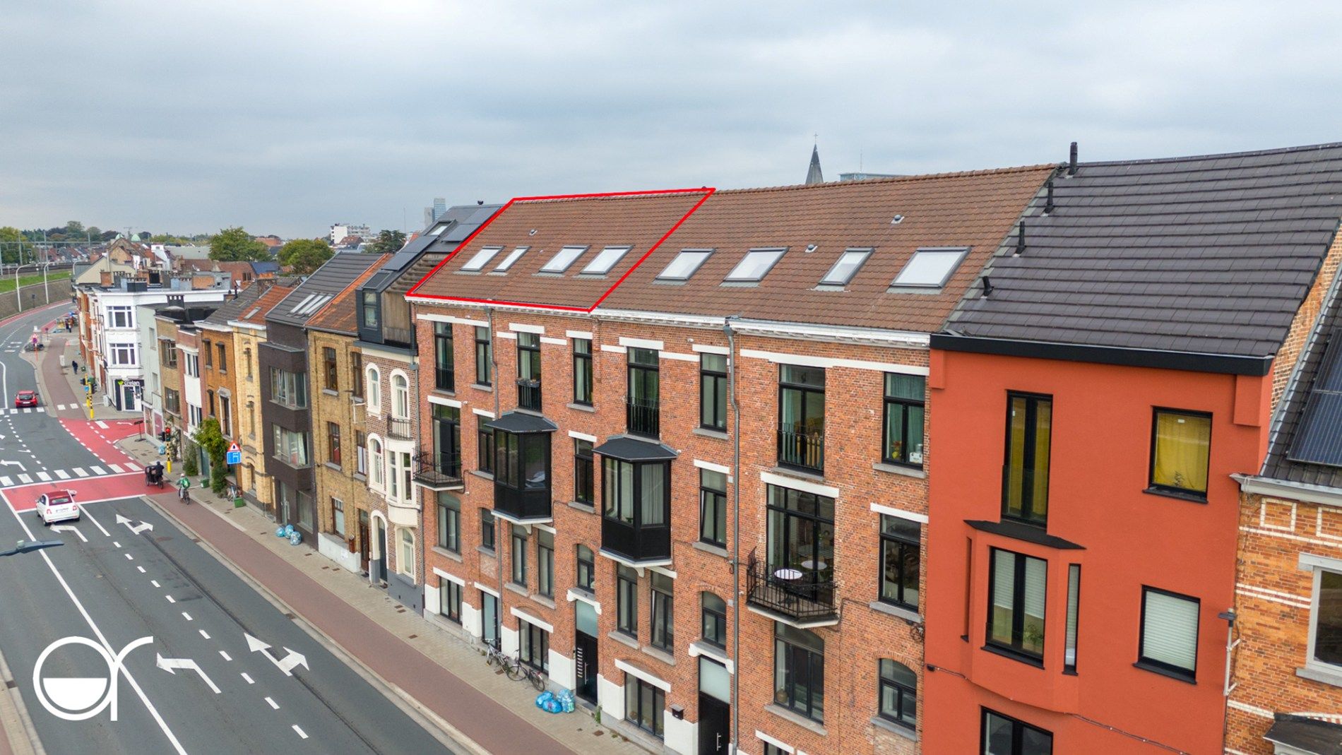 Penthouse met terras nabij Sint-Pietersstation foto 16