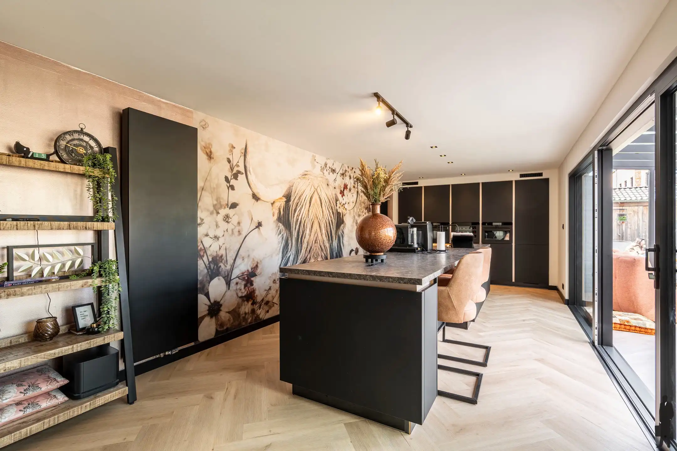 Instapklare woning met 4 slpk. te Minderhout foto 6