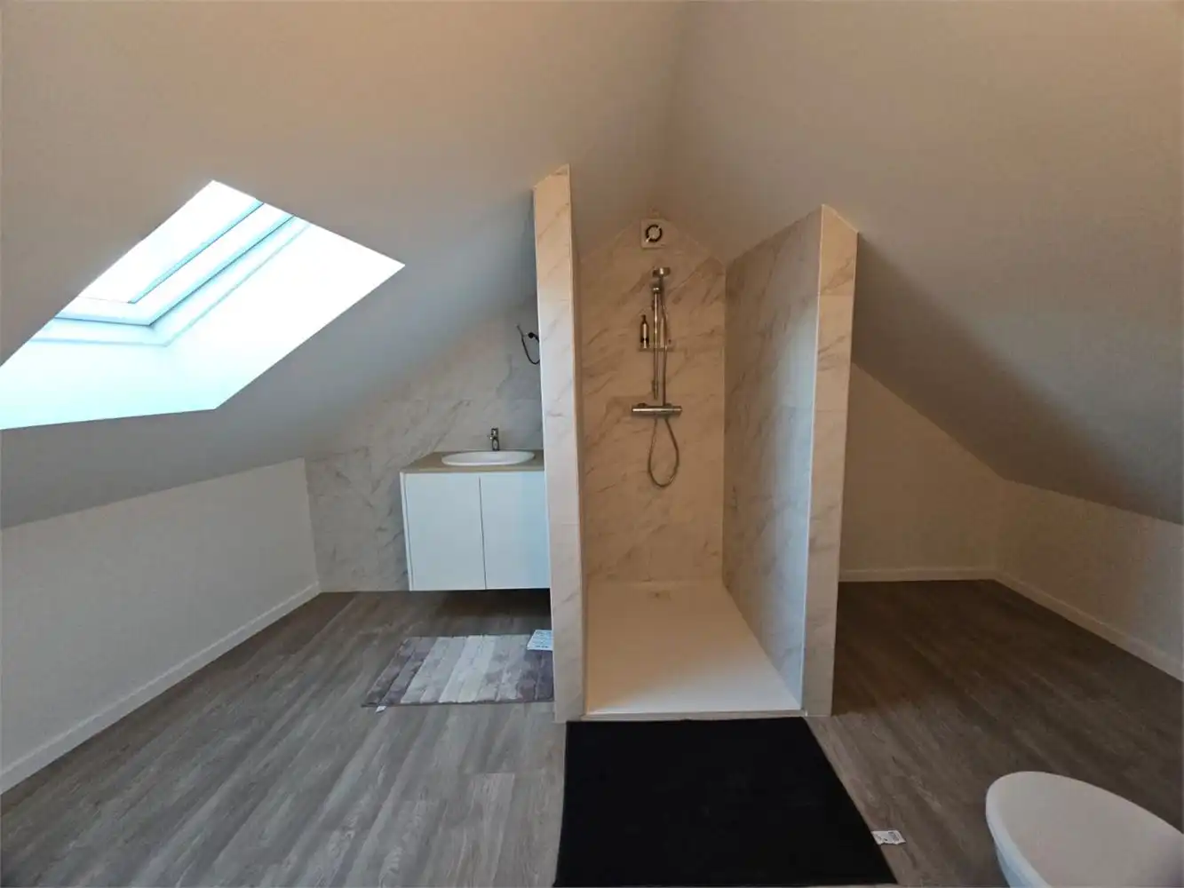 Mooi gelegen hoeve foto 22